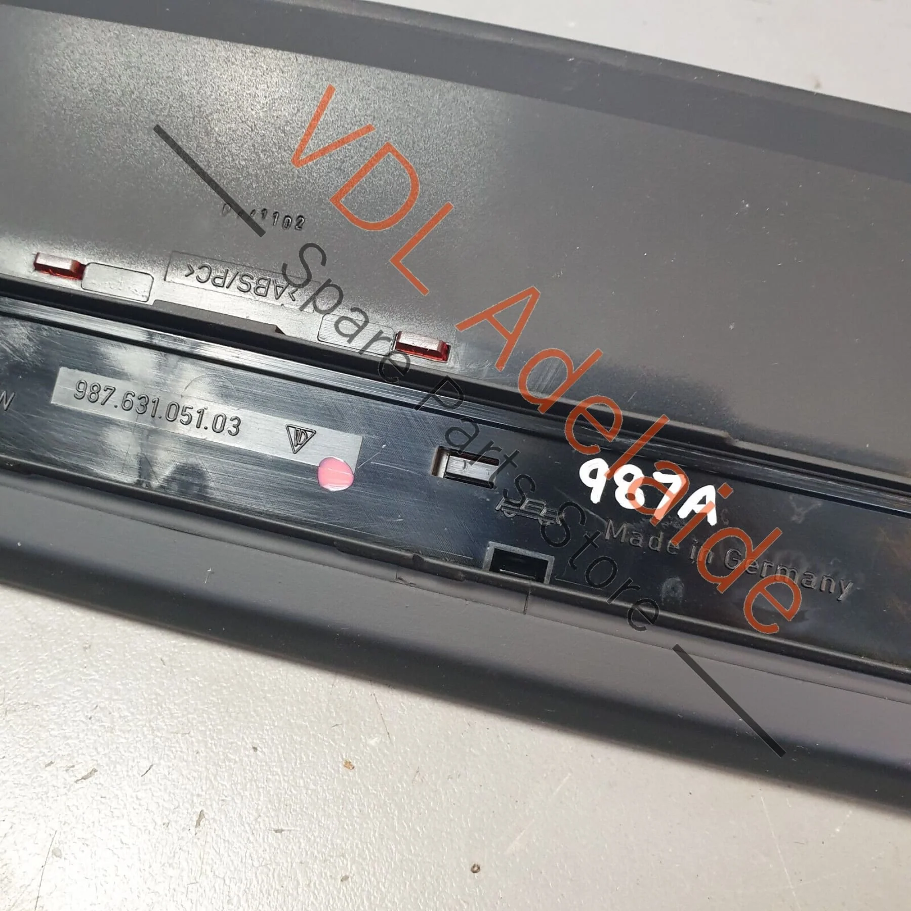 Porsche Cayman R 987 Third Additional Brake Light 98763105103 - Image 2