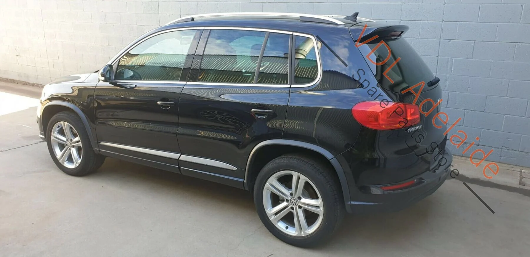 VW Tiguan R 5N Rear Lower Bumper Cover Spoiler & Diffuser JES2 - Image 3