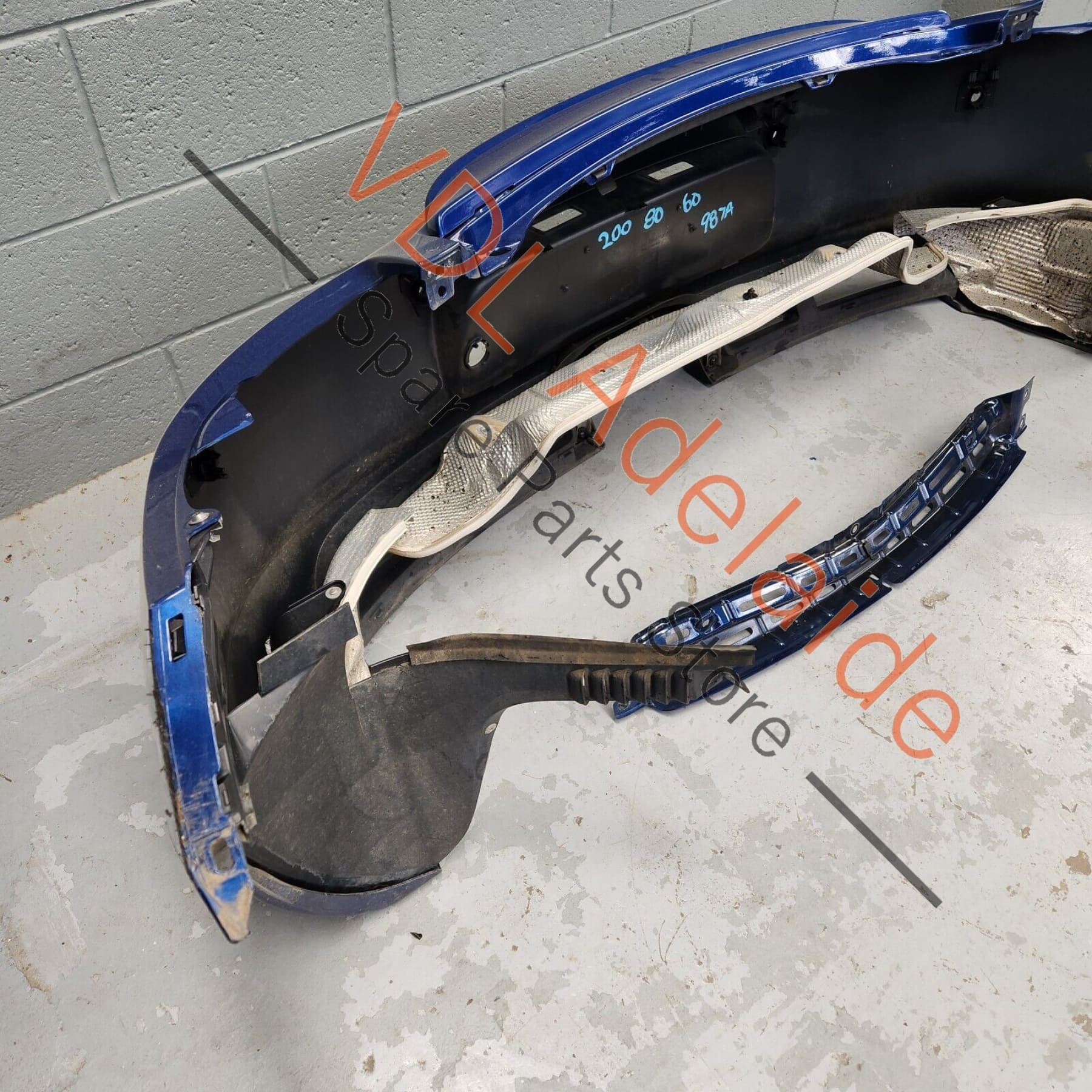 Porsche Cayman R 987 Back Rear Trim Bumper Bar Cover Assembly - Image 8