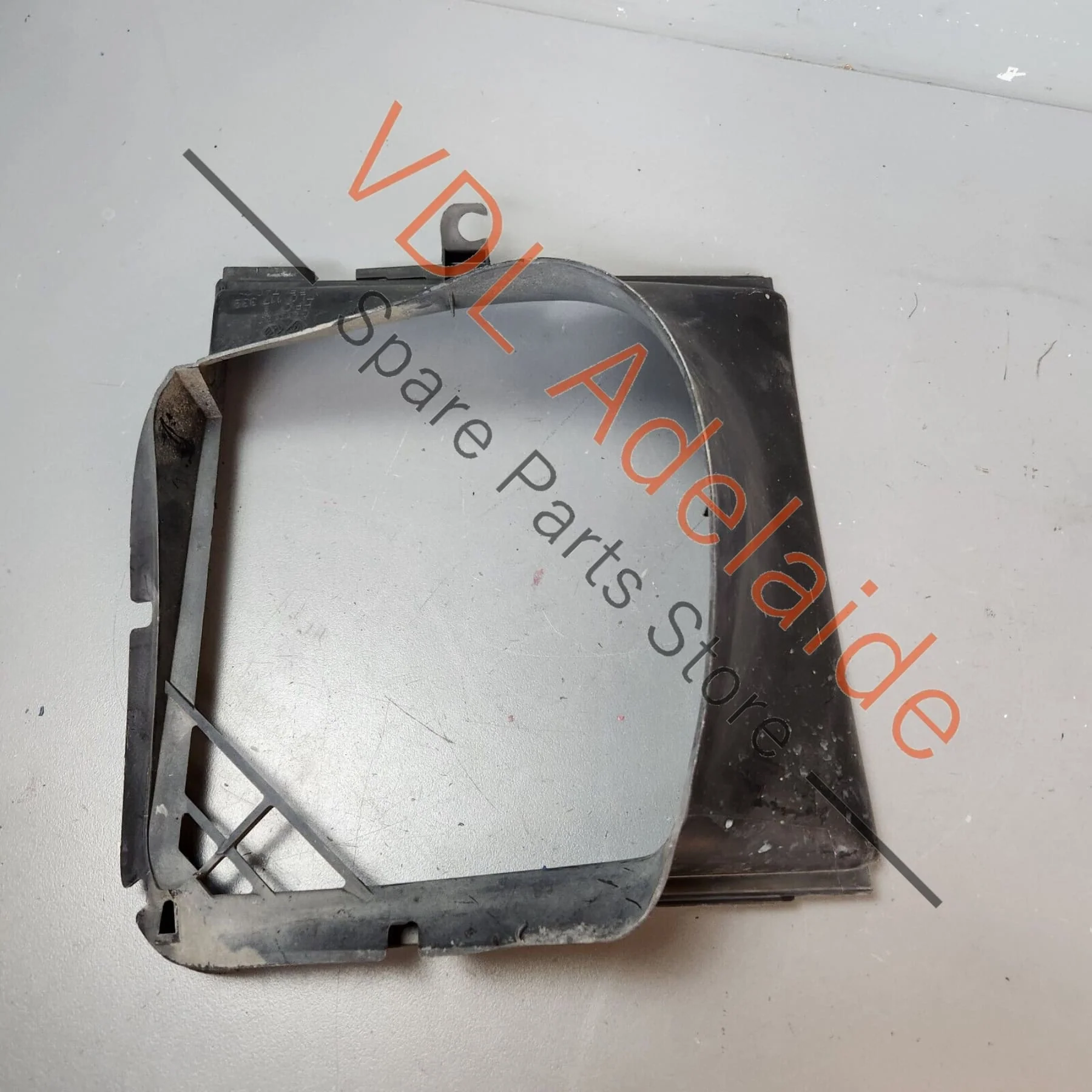 Volkswagen VW Touareg 7L R50 Intercooler Air Guide Left Side Back Rear 7L0117339 - Image 3