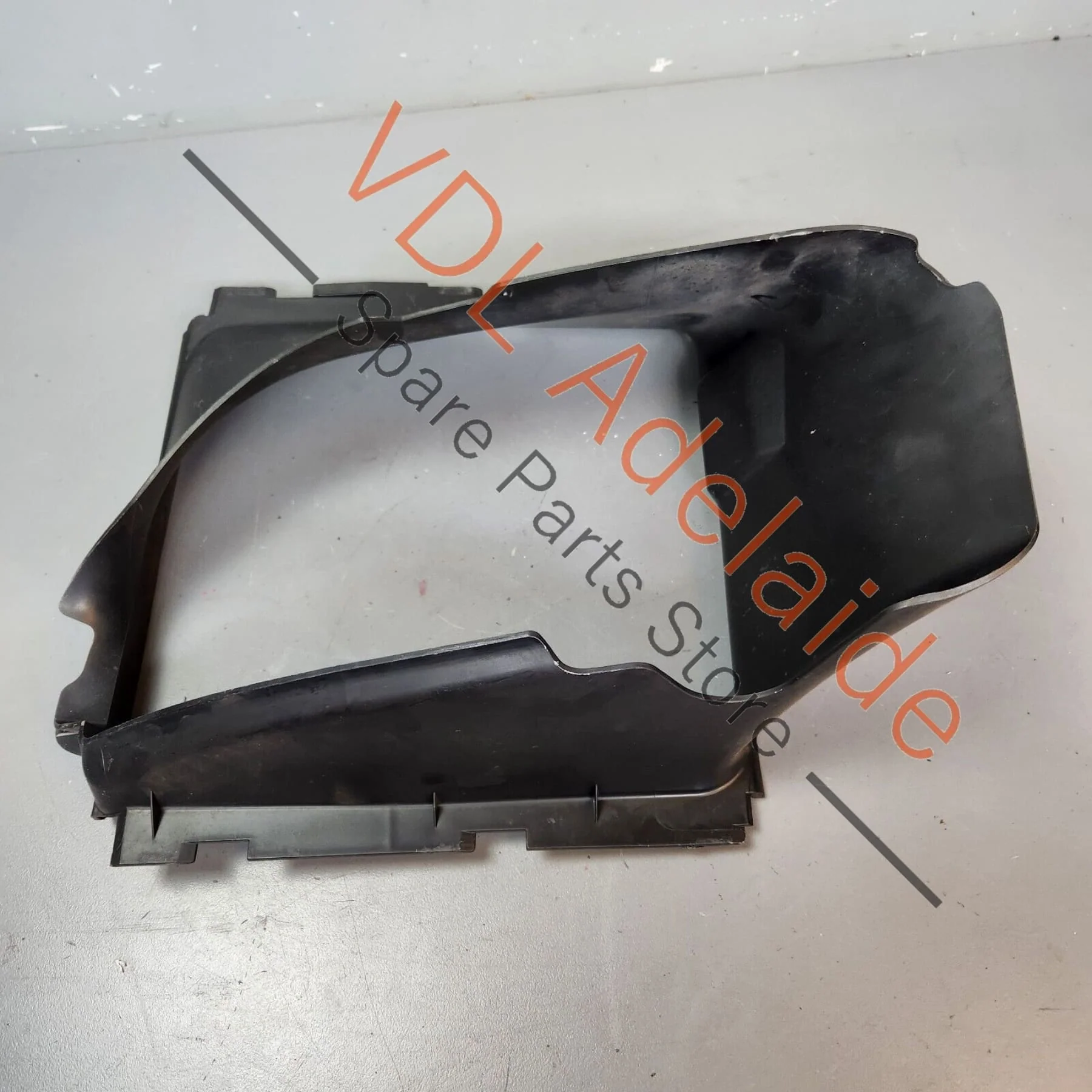 VW Touareg 7L R50 Intercooler Air Guide Left Side Front 7L6117335B - Image 7