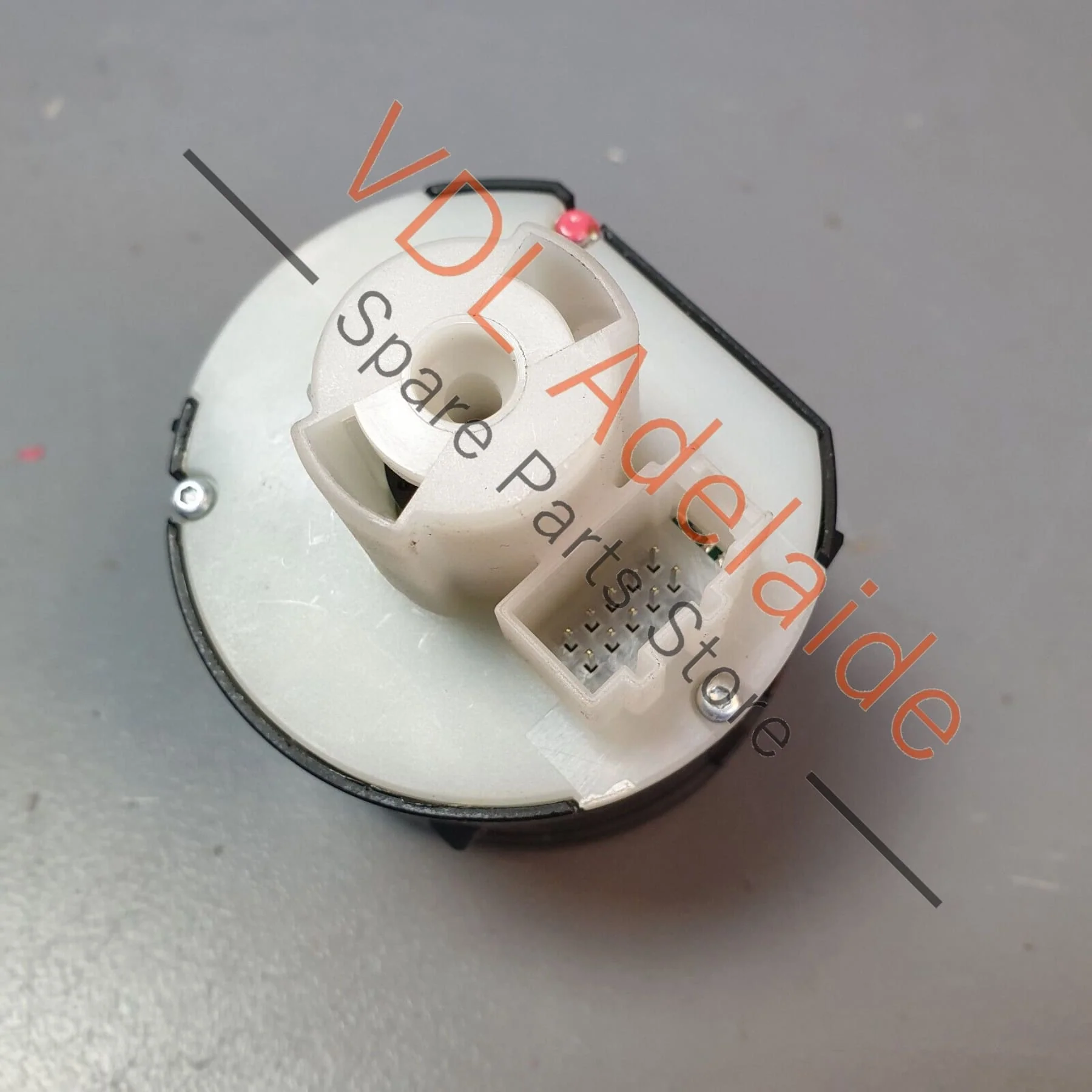 Porsche Cayman R 987 Switch for Lighting 99761352500 A05 - Image 4