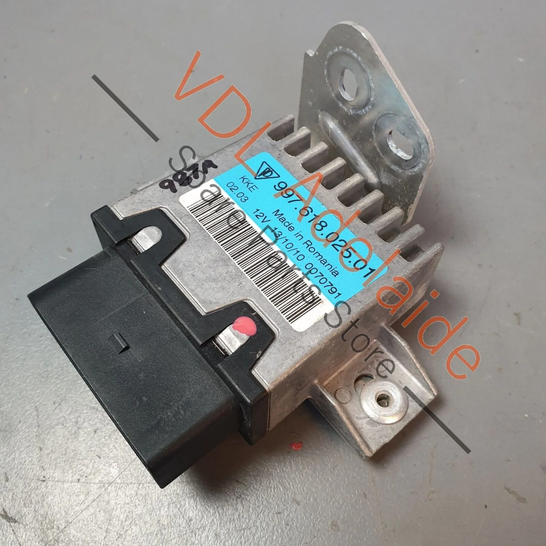 Porsche Cayman R 987 Control Unit Module for Fuel Pump 99761802501 - Image 2