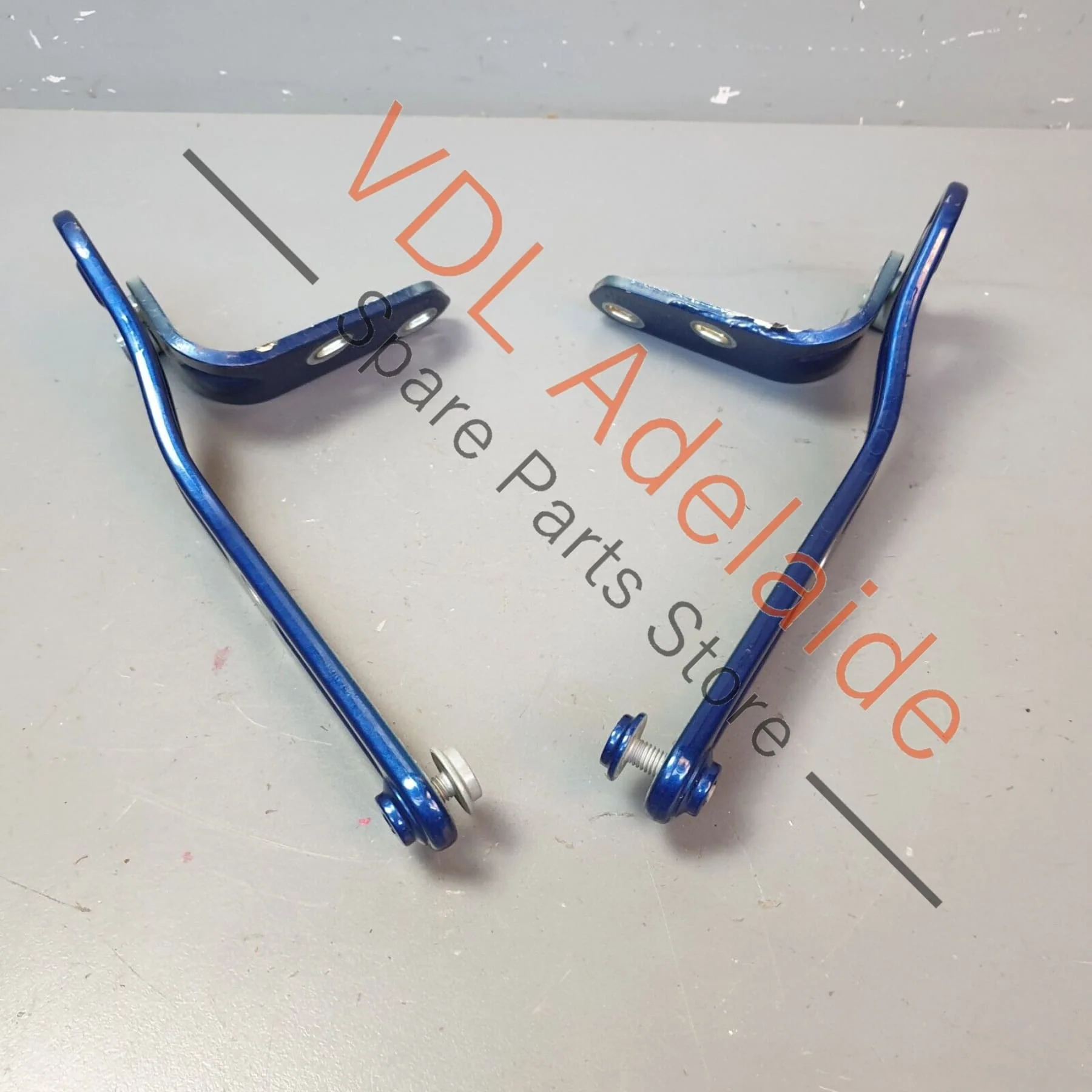 Porsche Cayman R 987 Rear Hatch Hinge Pair 98751215101 98751215201 - Image 6