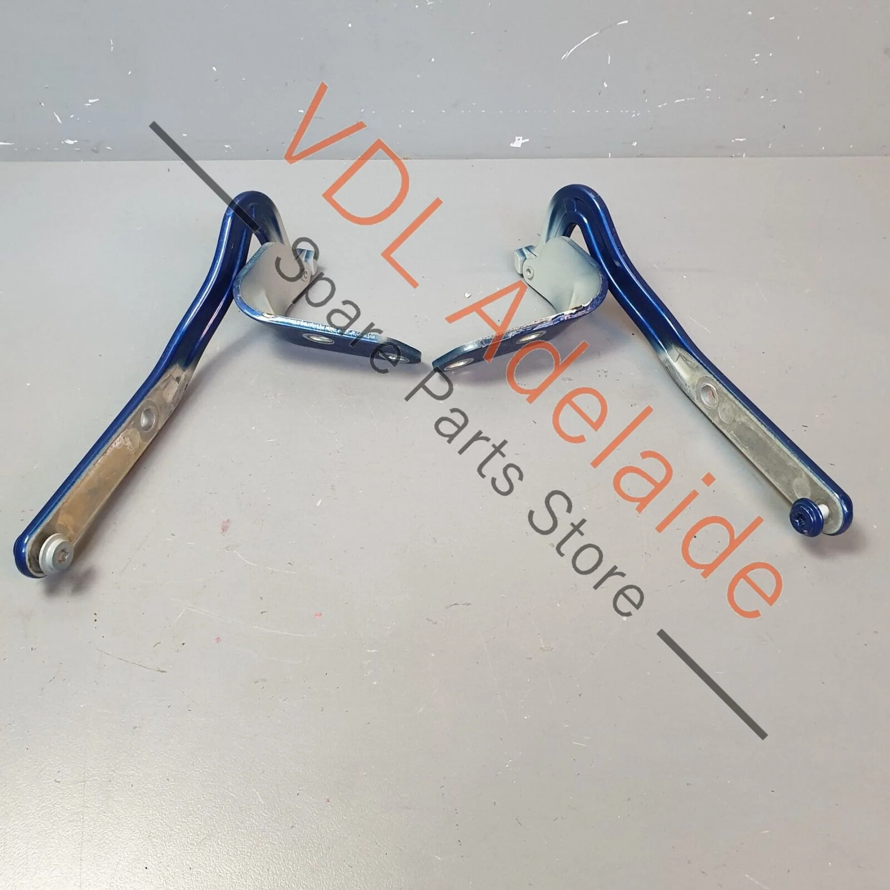 Porsche Cayman R 987 Rear Hatch Hinge Pair 98751215101 98751215201 - Image 7