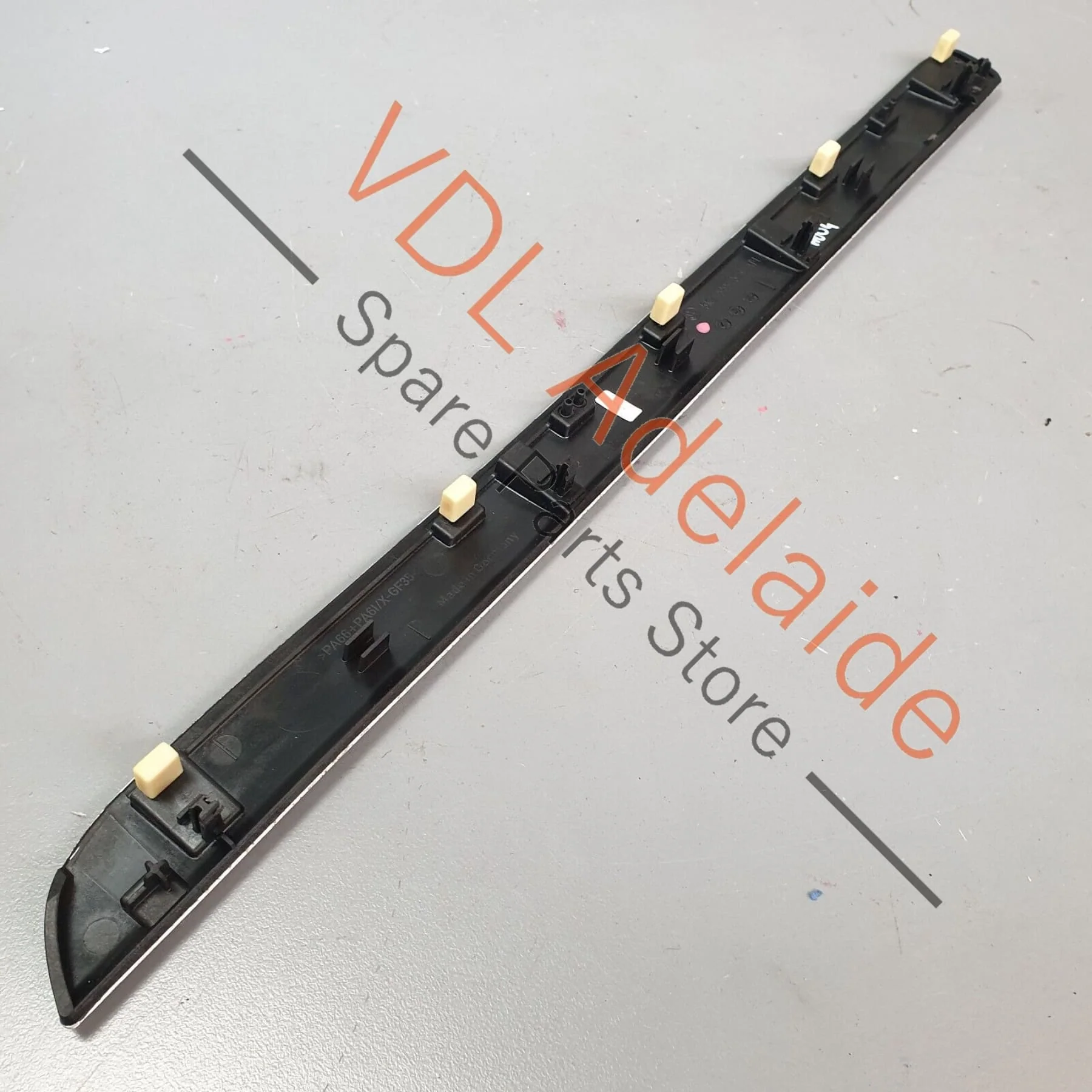 VW Golf R MK6 Left Passenger Dash Dashboard Inlay Trim Strip 5K2858415C - Image 3