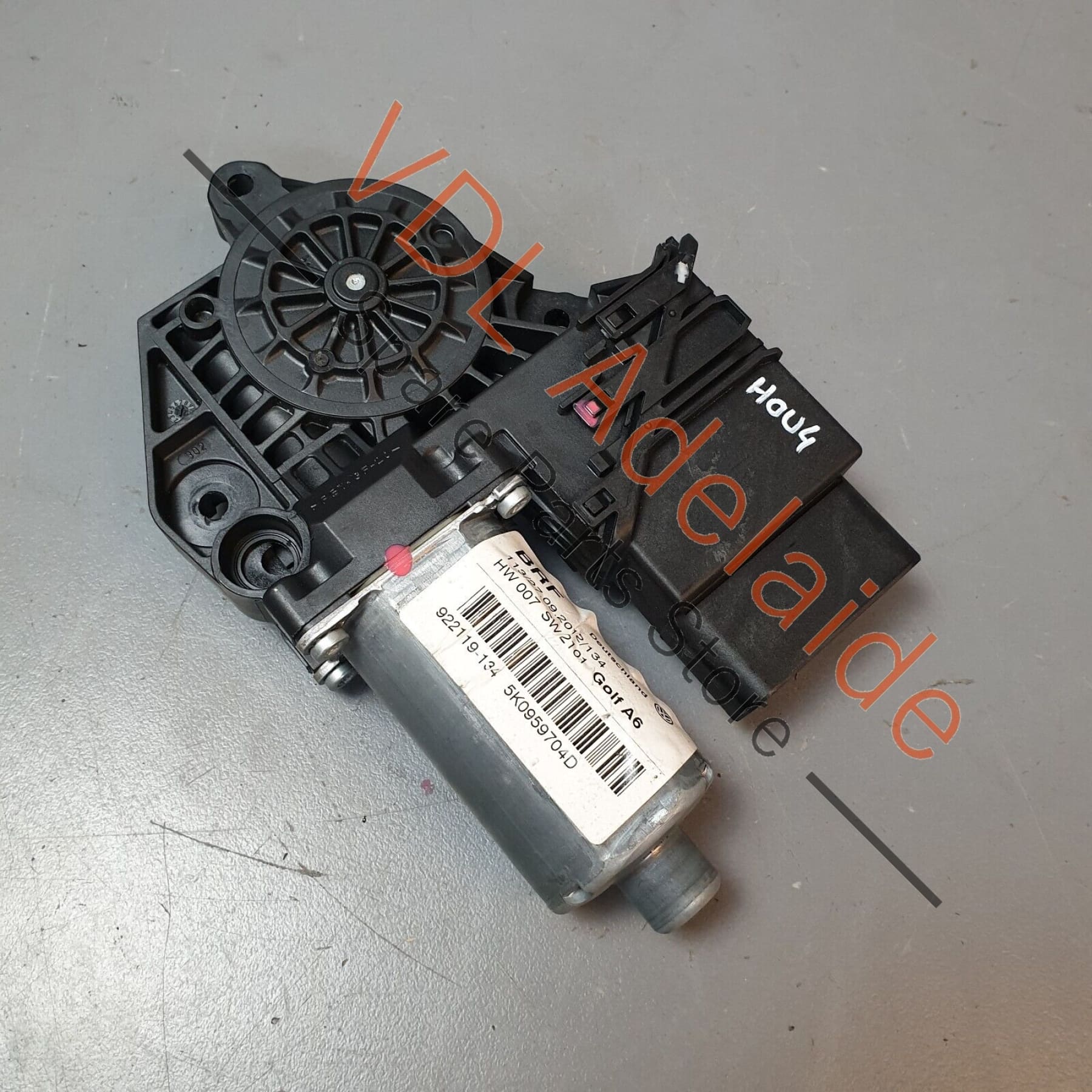 Volkswagen VW Golf R MK6 Rear Right Window Regulator Motor 5K0959704D
