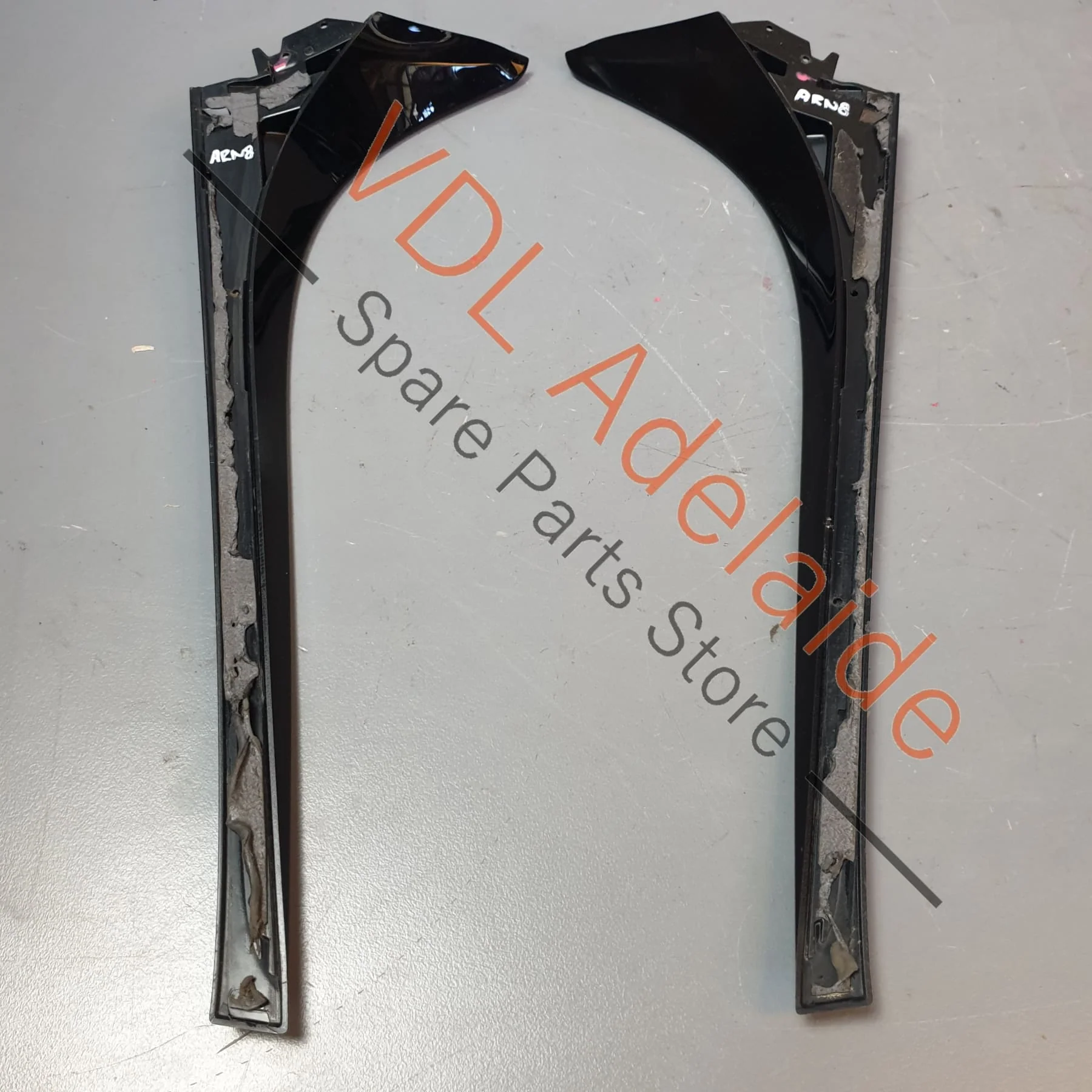 VW Golf R Mk7 Rear Spoiler Vertical Trim Left & Right 5G6805945C 5G6805946C - Image 7