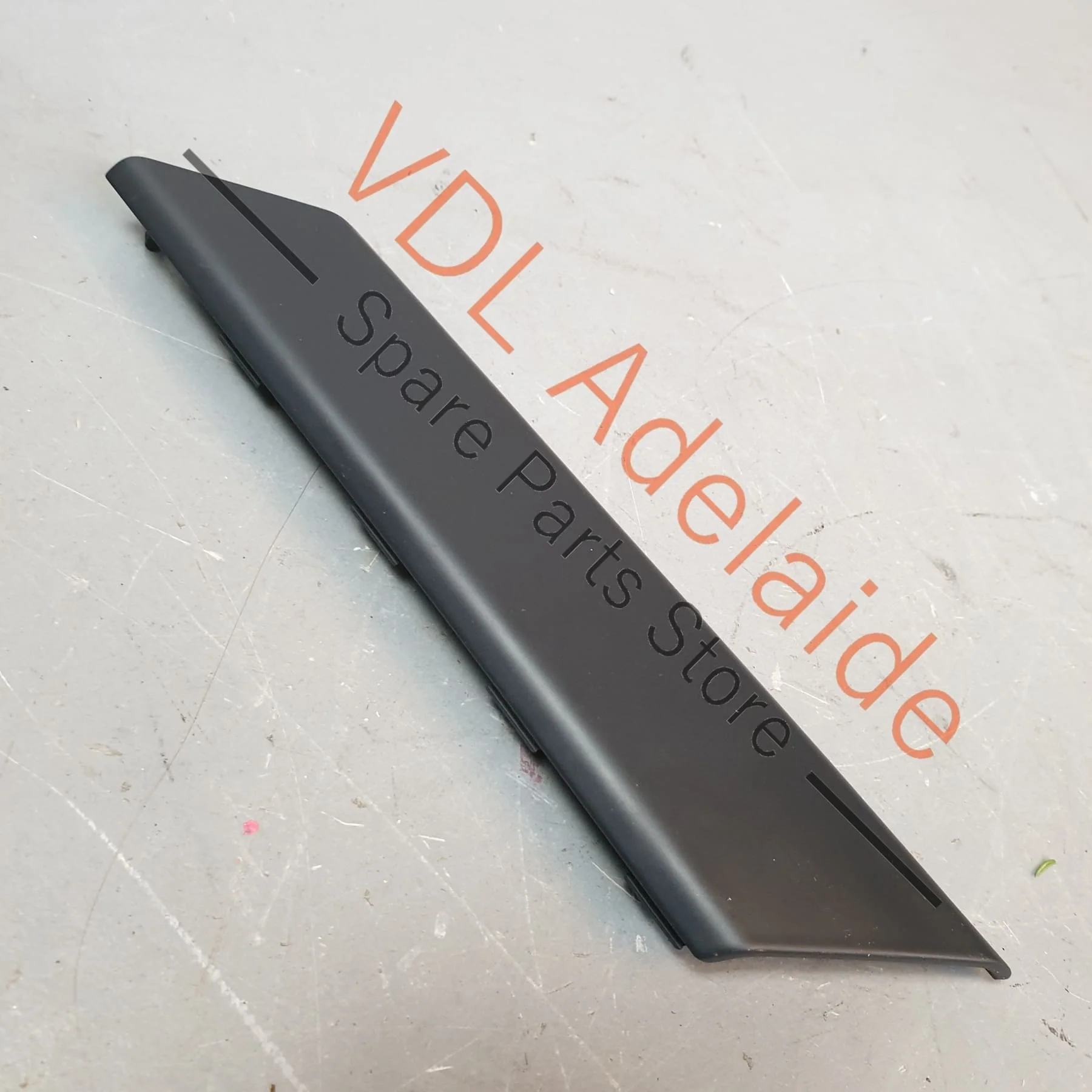 VW Golf R Mk7 Trim for Right Side Interior Door Pull Handle 5G0868040A - Image 8