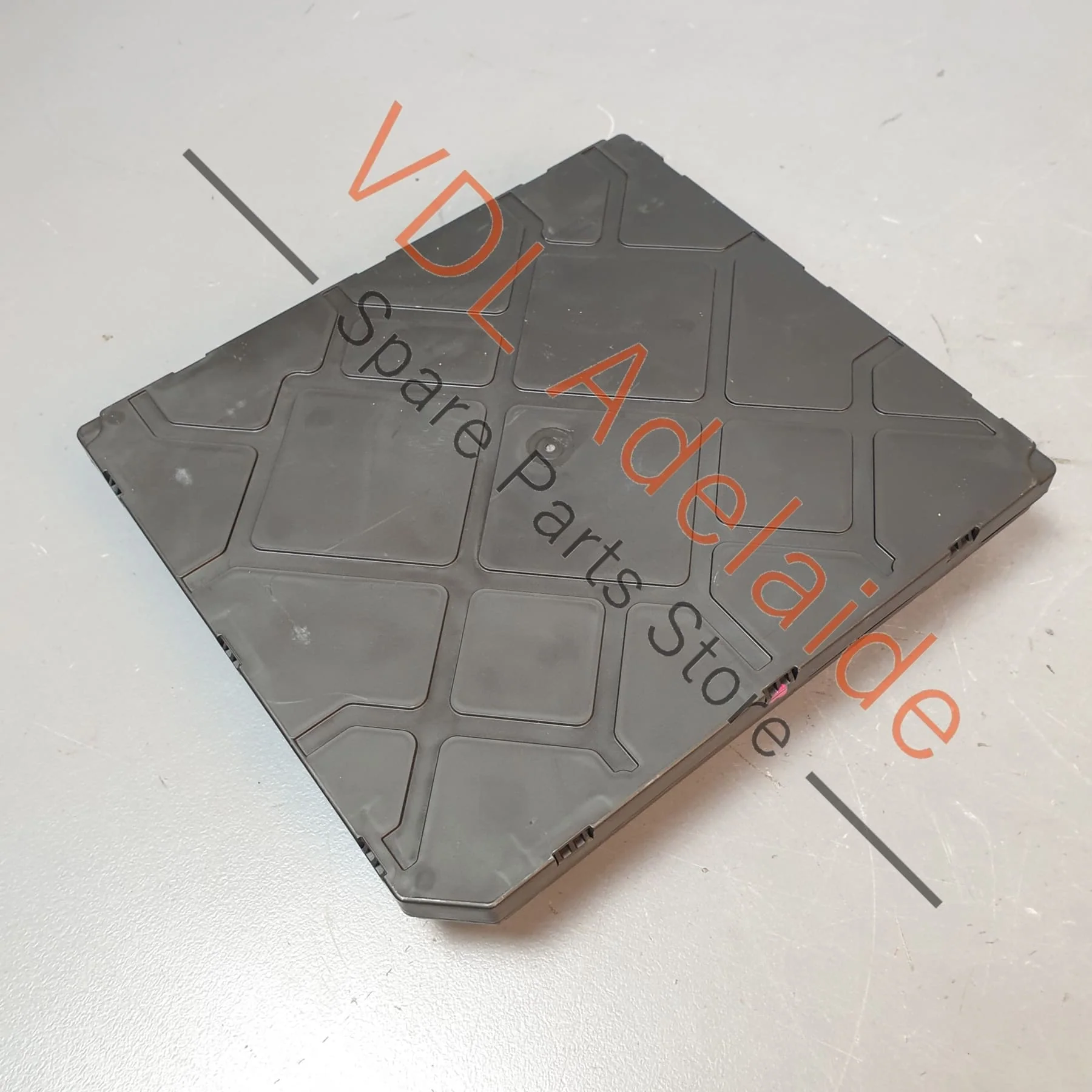 VW Golf MK7 7.5 BCM Onboard Power Supply Control Unit 5Q0937084DD 5Q0937084DK - Image 3