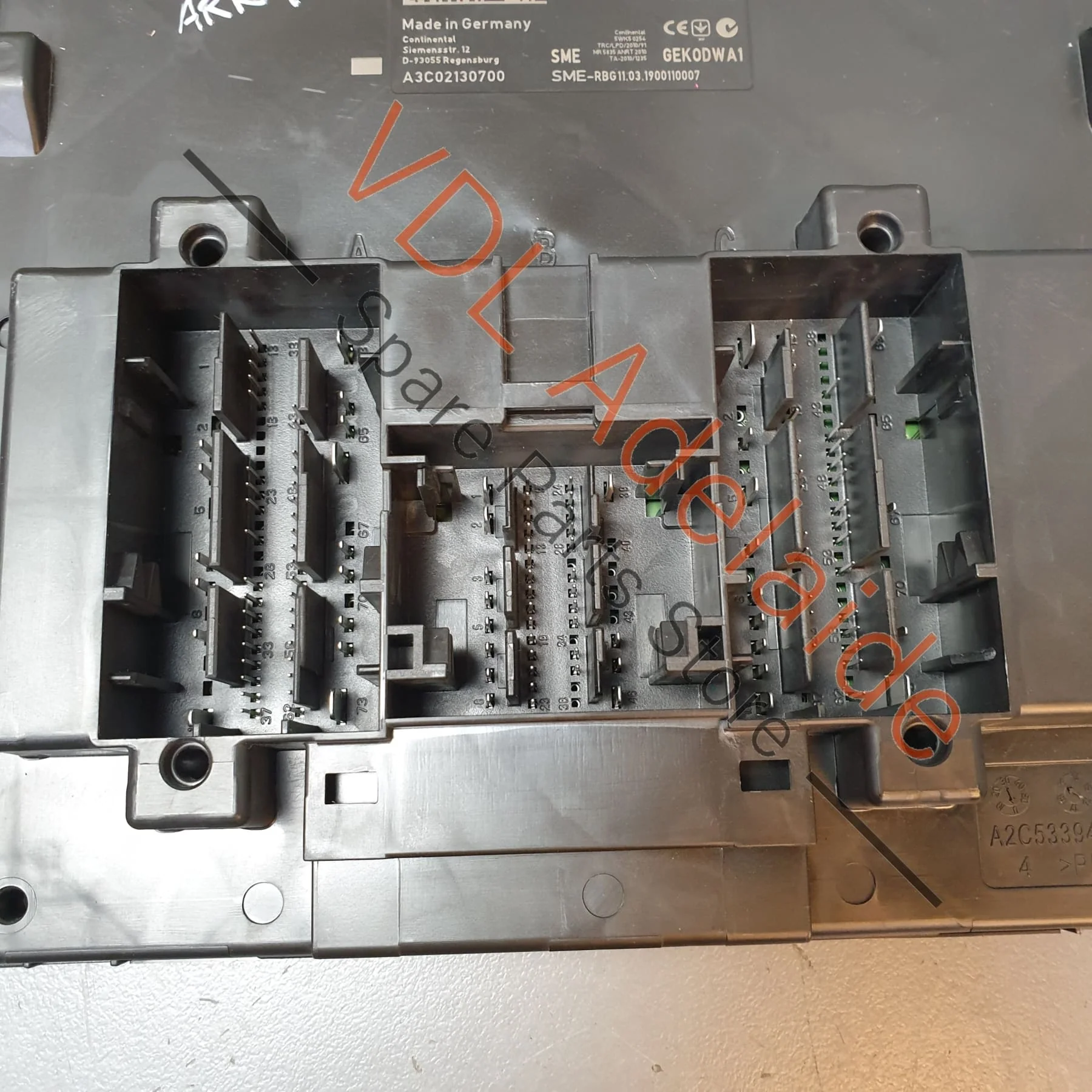 VW Golf MK7 7.5 BCM Onboard Power Supply Control Unit 5Q0937084DD 5Q0937084DK - Image 4