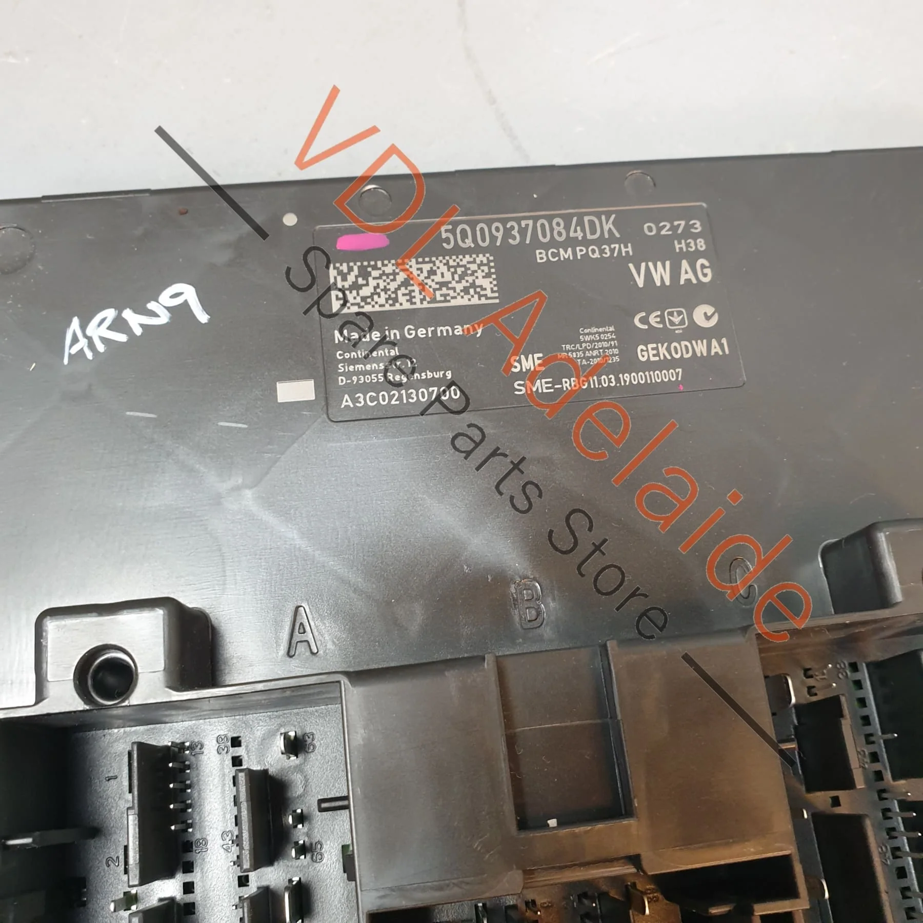 VW Golf MK7 7.5 BCM Onboard Power Supply Control Unit 5Q0937084DD 5Q0937084DK - Image 5