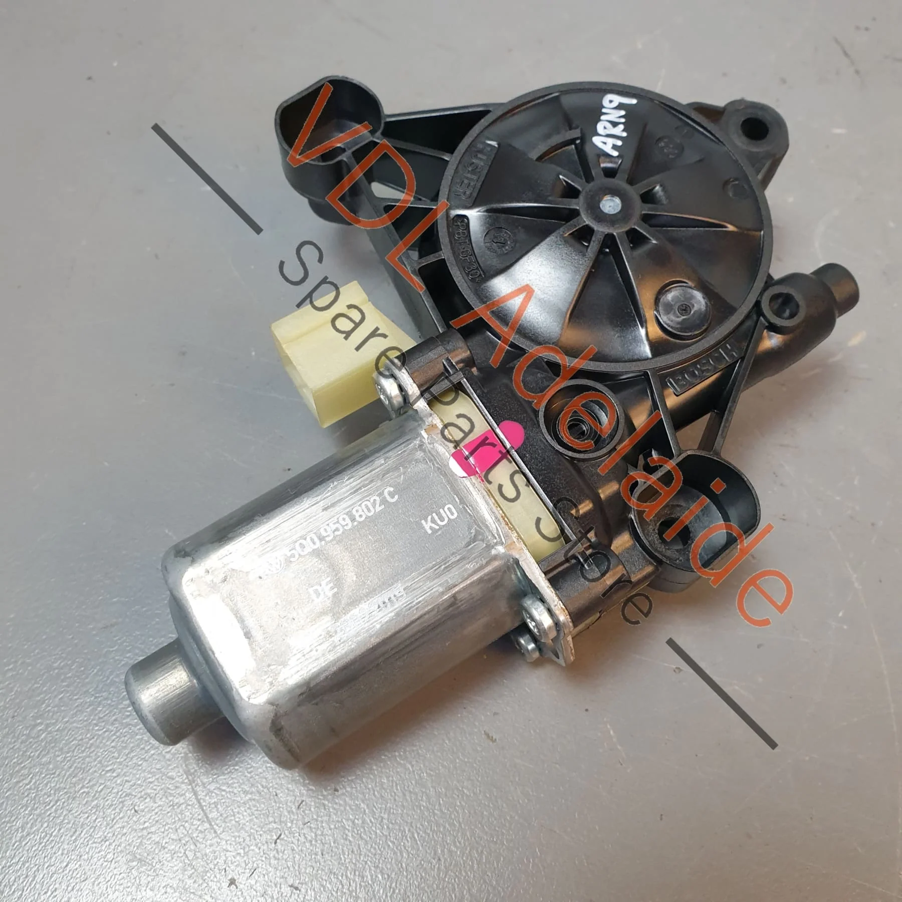 VW Golf MK7 Front Right Window Regulator Motor 5Q0959802C
