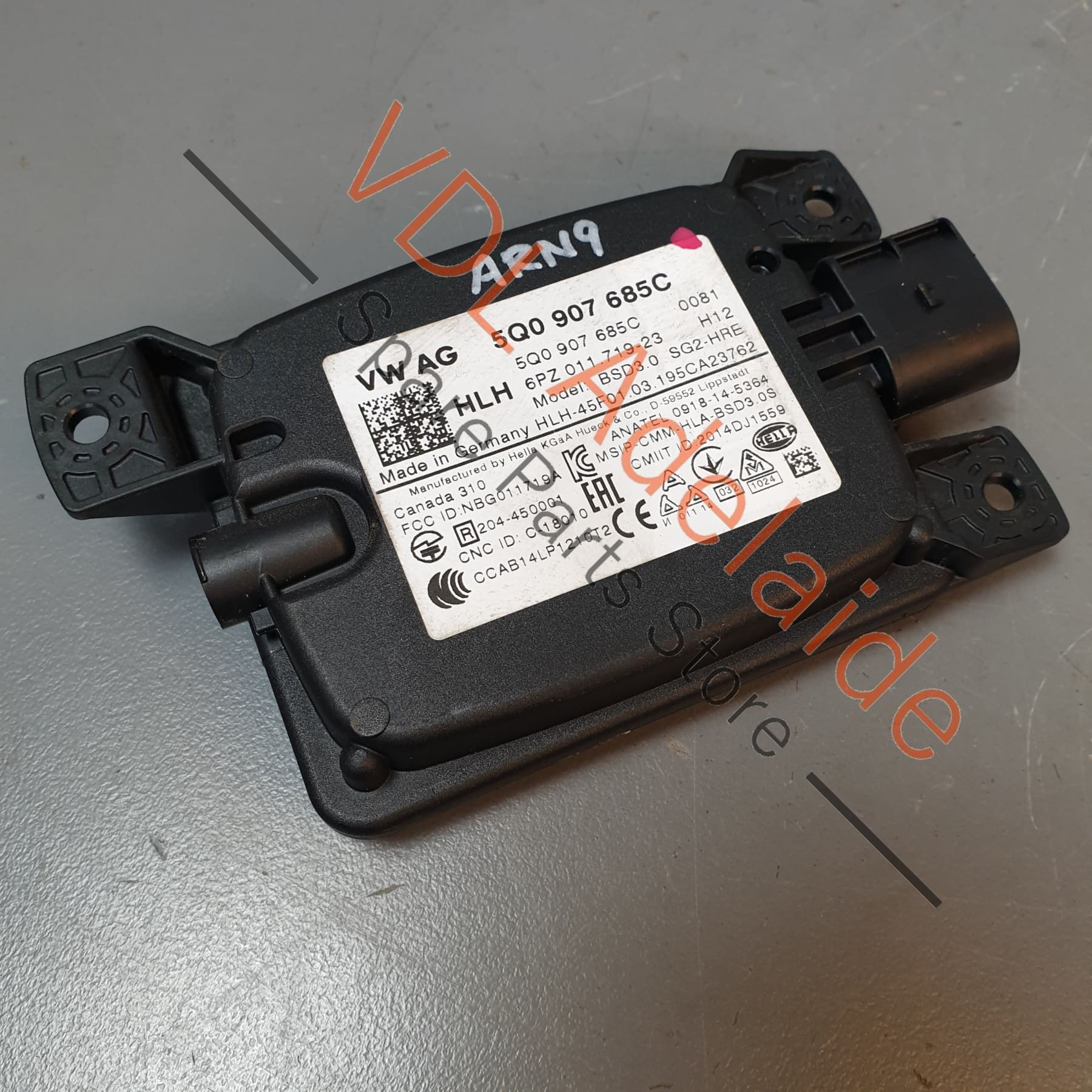 VW Audi Blind Spot Radar Rear Left Slave 5Q0907685C