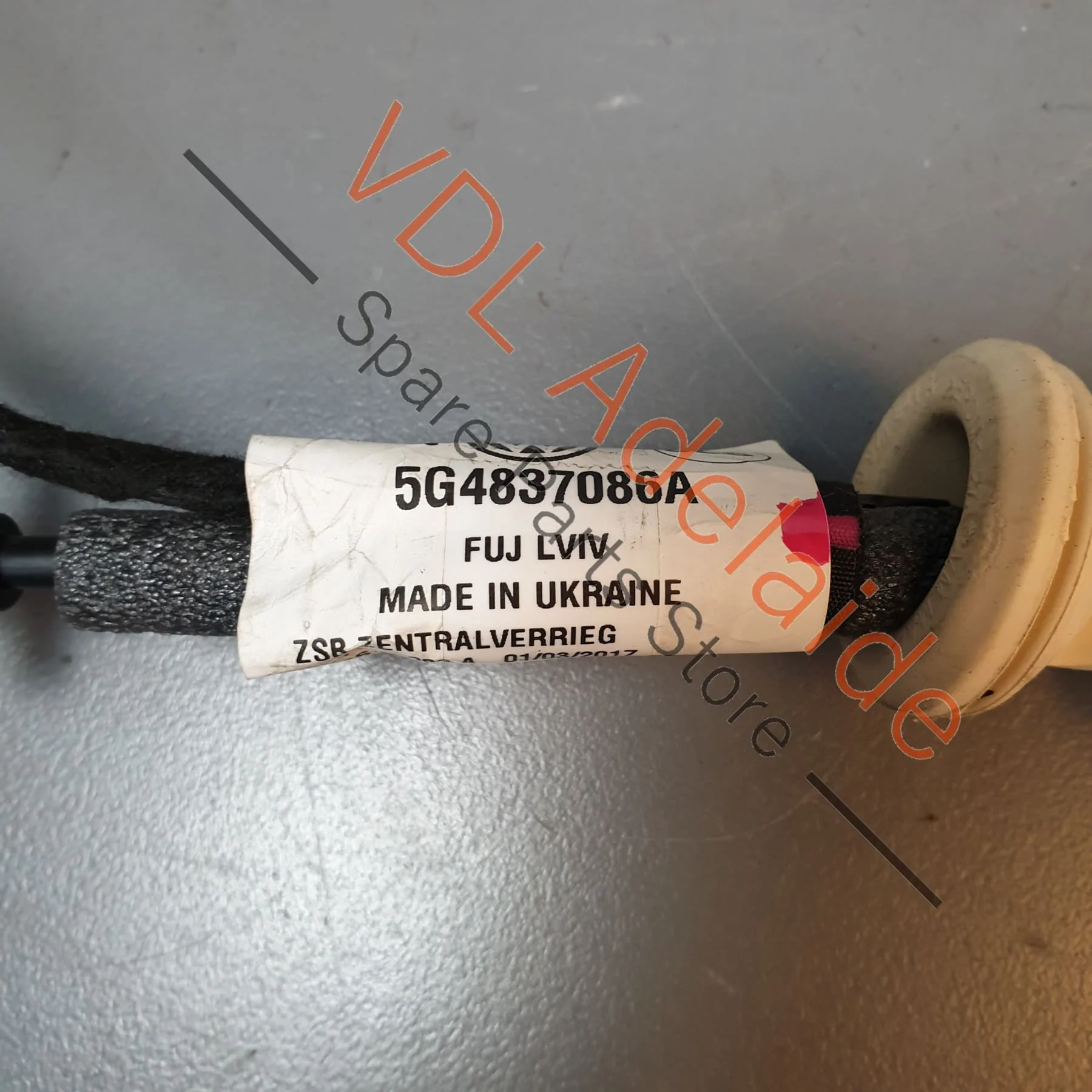 VW Golf MK7 Right Door Handle Bowden Cable for Keyless Entry Vehicle 5G4837086C - Image 3