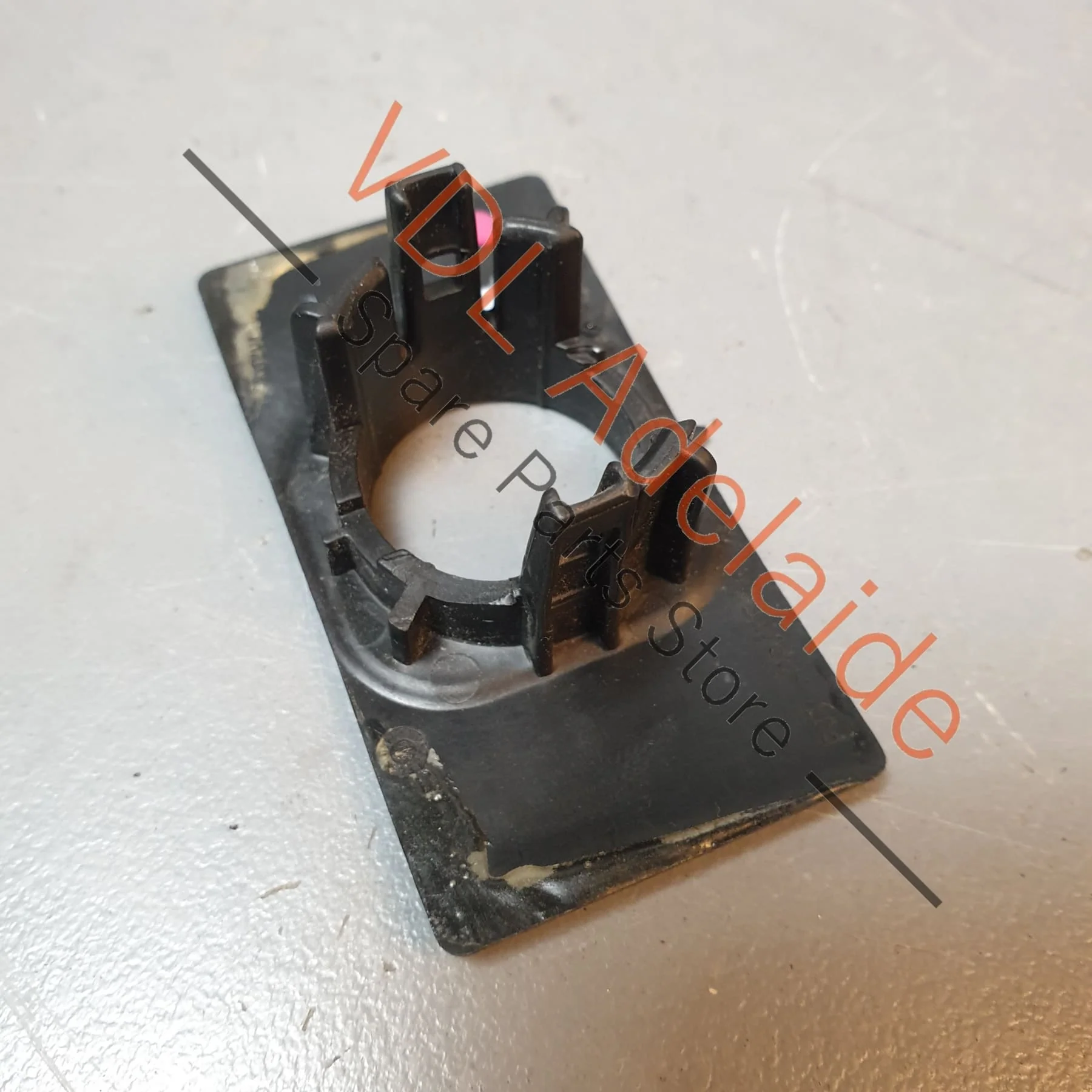 VW Front Bumper Parking Sensor Bracket Holder 5G0919493J - Image 4