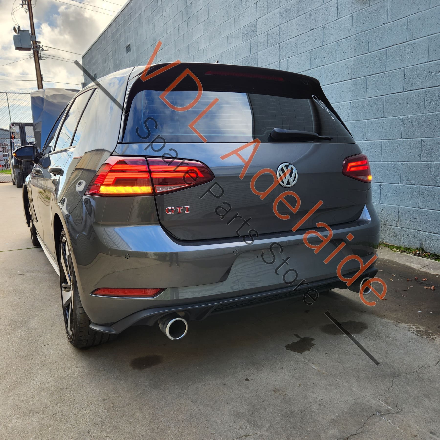 VW Golf MK7.5 Gti Front Left LCA Lower Control Arm Wishbone Suspension 5Q0407151R 5WA407151 27xxxkm - Image 4