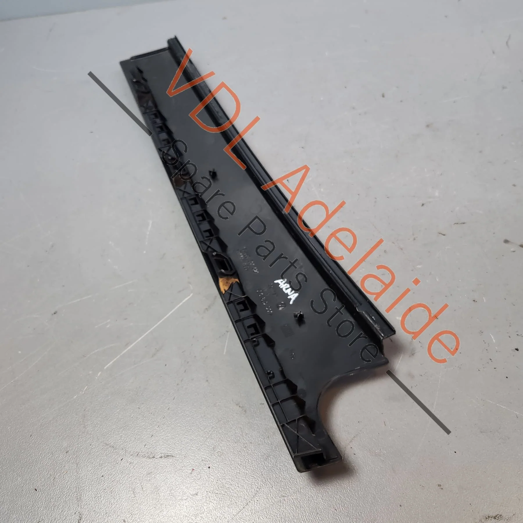 VW Golf Mk7 Gloss Black Rear Left B Pillar Exterior Trim for Door Window Frame 5G6839901B - Image 7