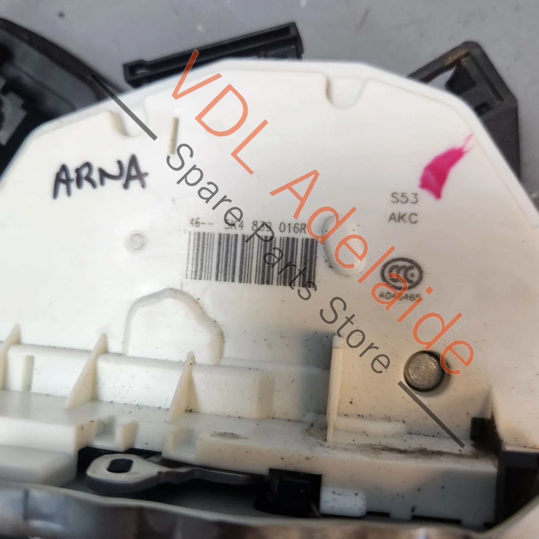 VW Golf MK7 Rear Right Door Lock Actuator 5K4839016R - Image 2