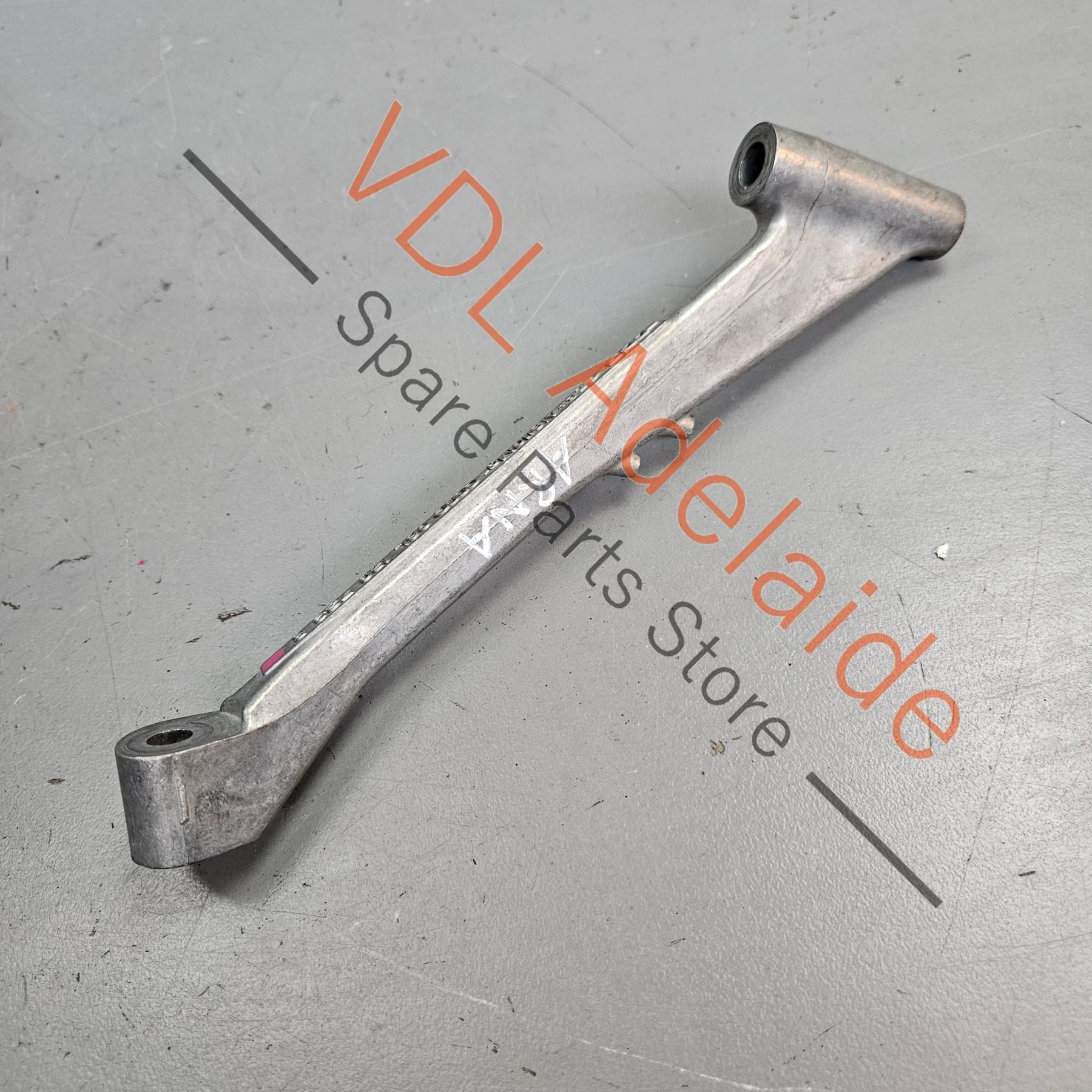 VW Golf Inlet Manifold Support Brace Aluminium Bracket 06L129723B - Image 2
