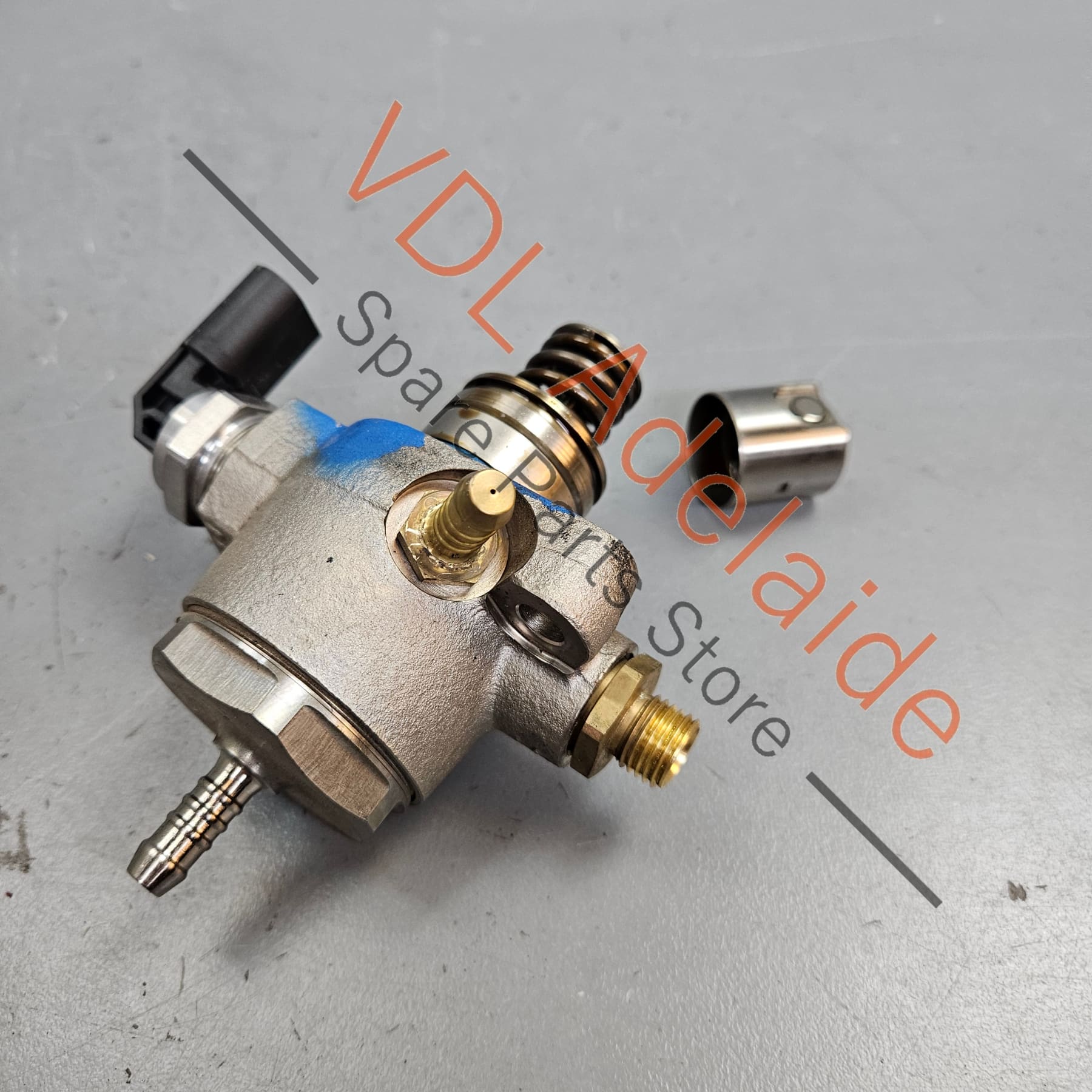 VW Golf MK7 Gti High Pressure Fuel Pump HPFP 06L127025N with Cam Follower