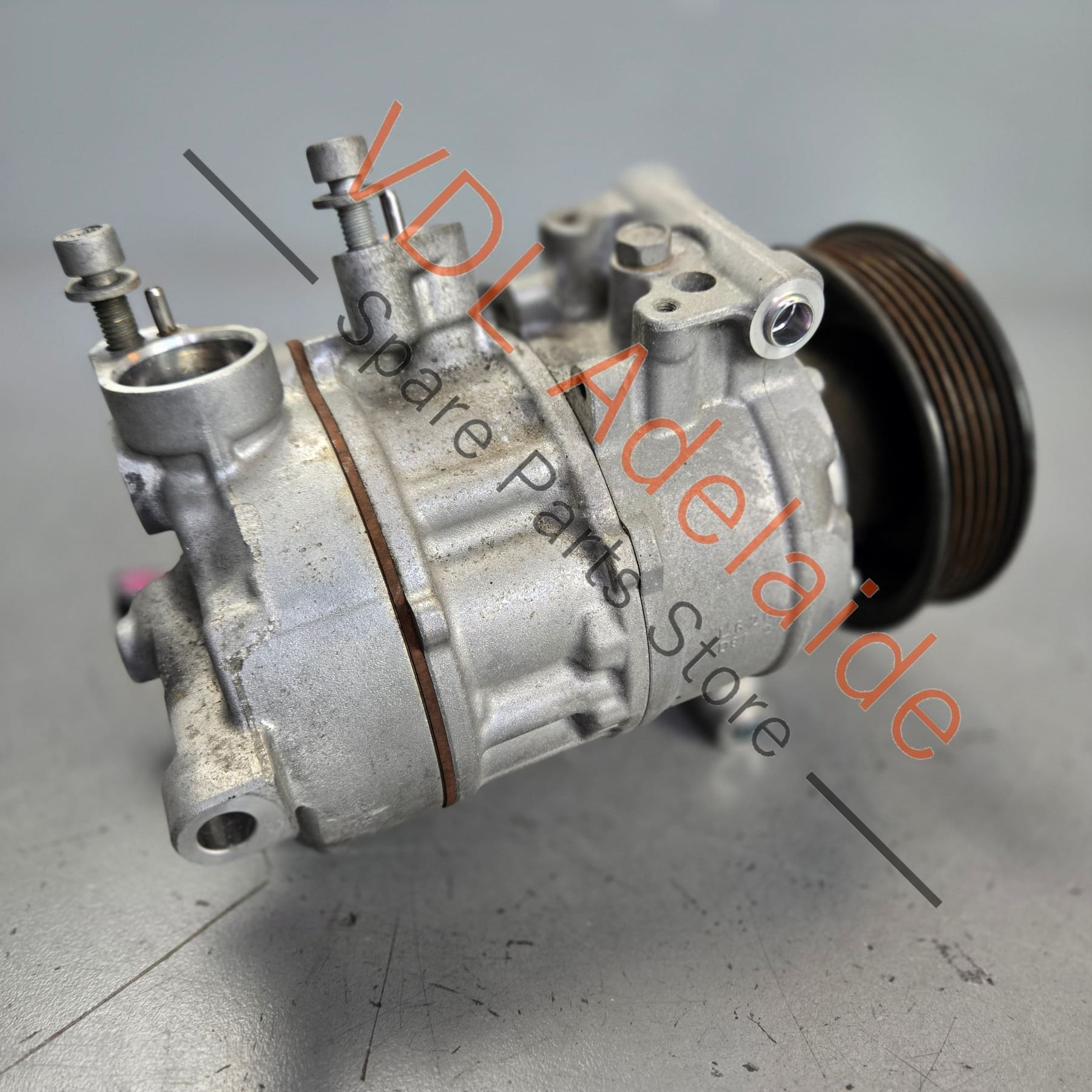 VW Audi AC Compressor 5Q0820803F - Image 4