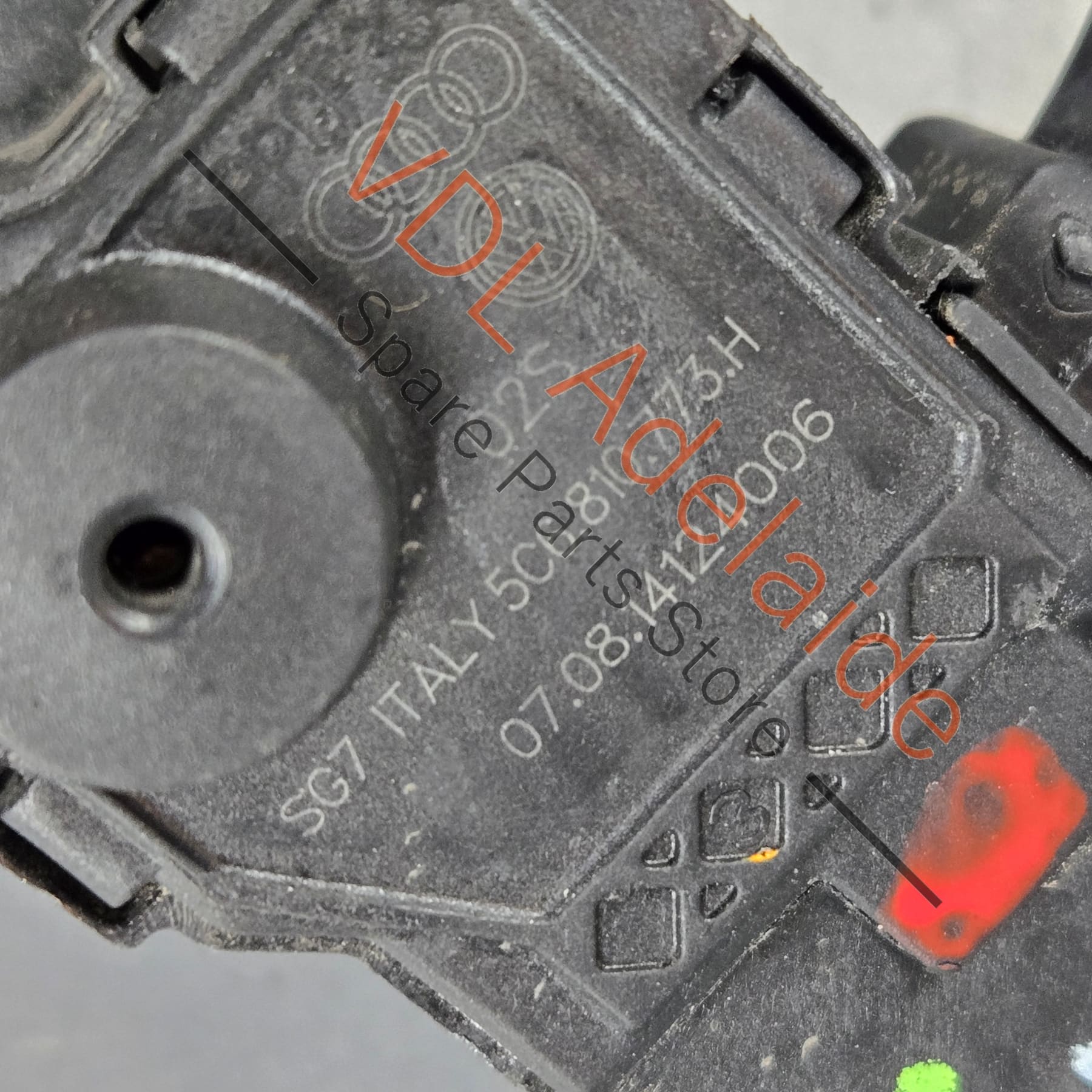 VW Golf Mk7 Fuel Filler Door Flap Open Release Control Element Mechanism 5C6810773H - Image 2