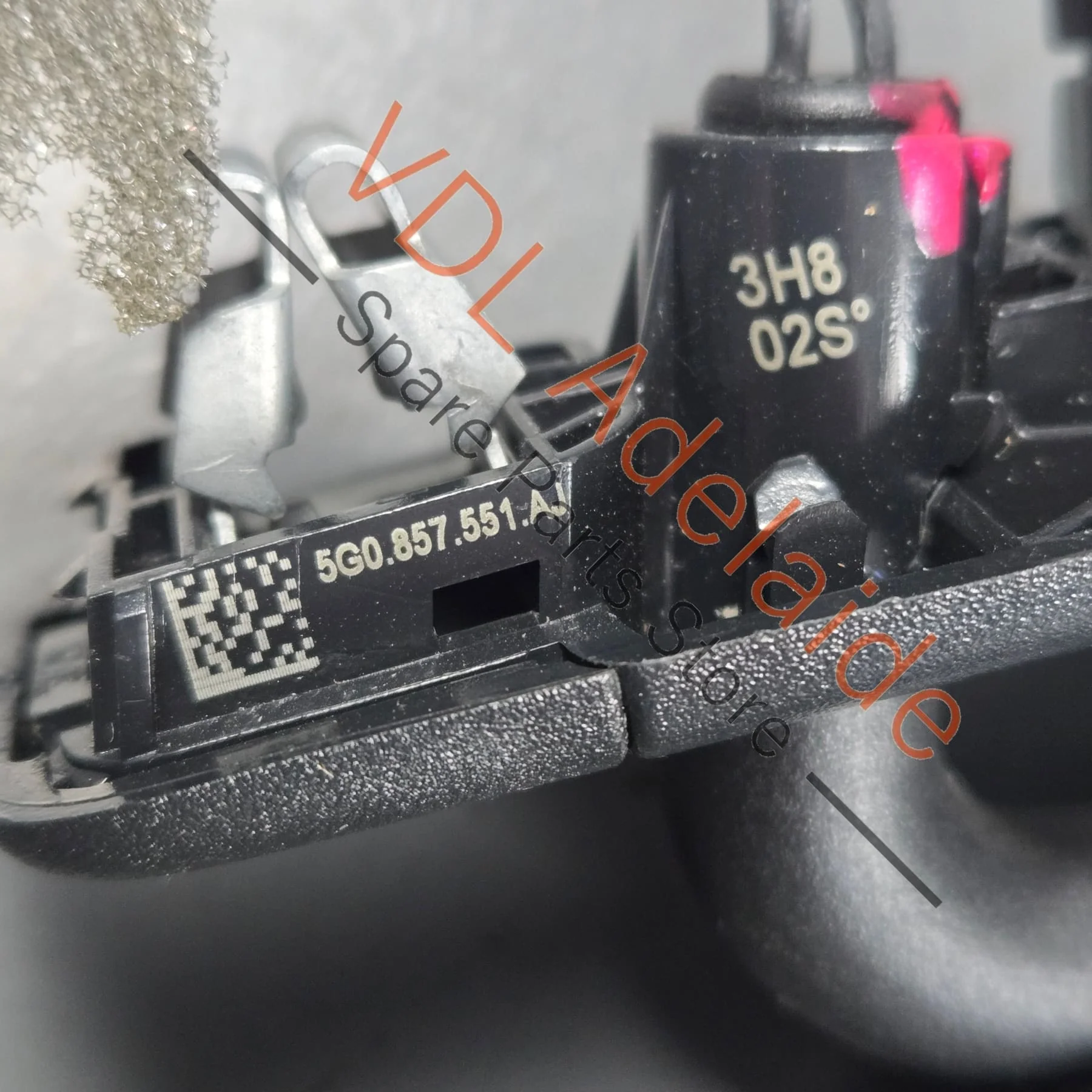 VW Golf Mk7 Black Left Side Sun Visor with Illuminated Mirror & Cover 5G0857551AJ 3H8 - Image 3