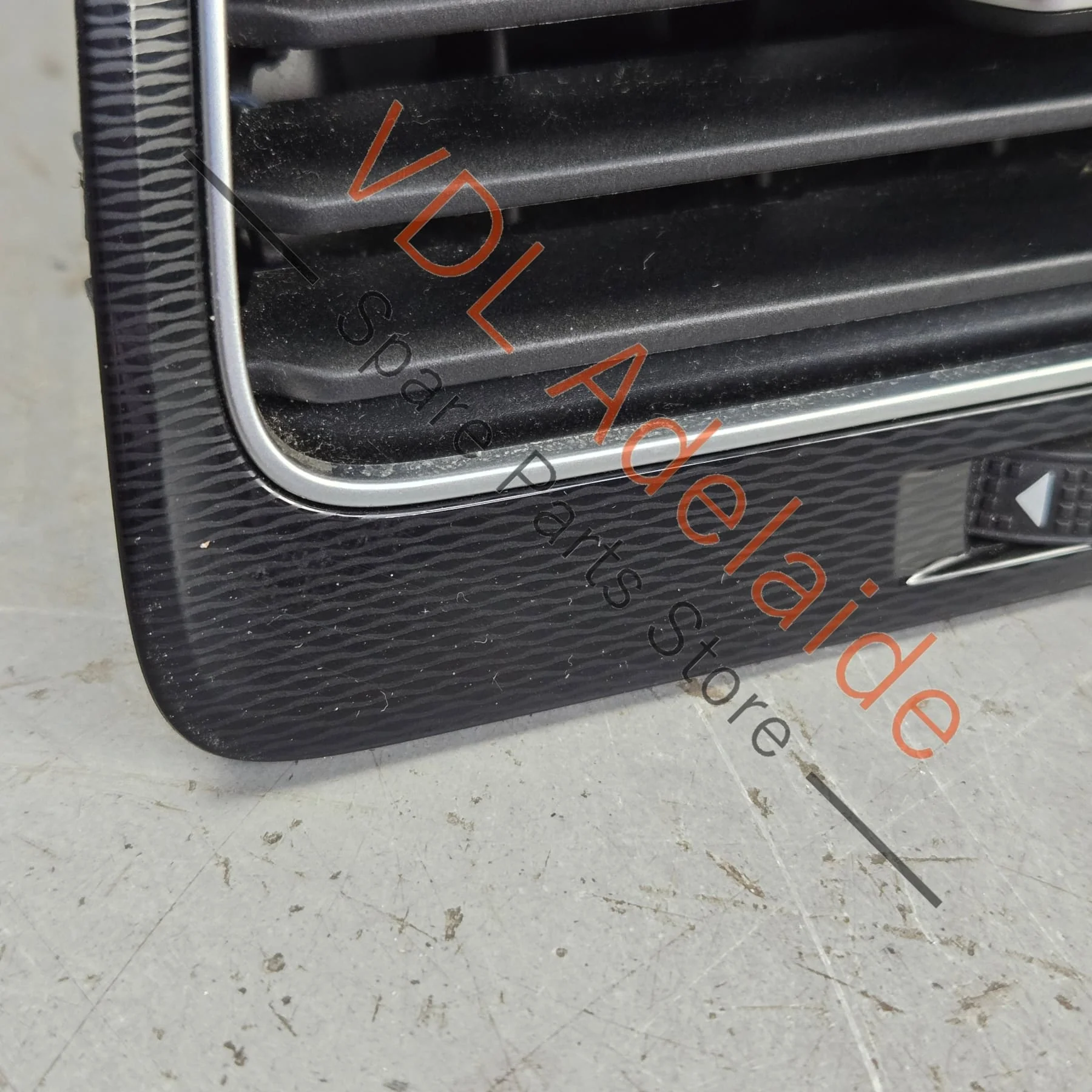 VW Golf Gti MK7 Left Side Passenger Dash Air Vent AC RHD 5G2819703R DAR - Image 2