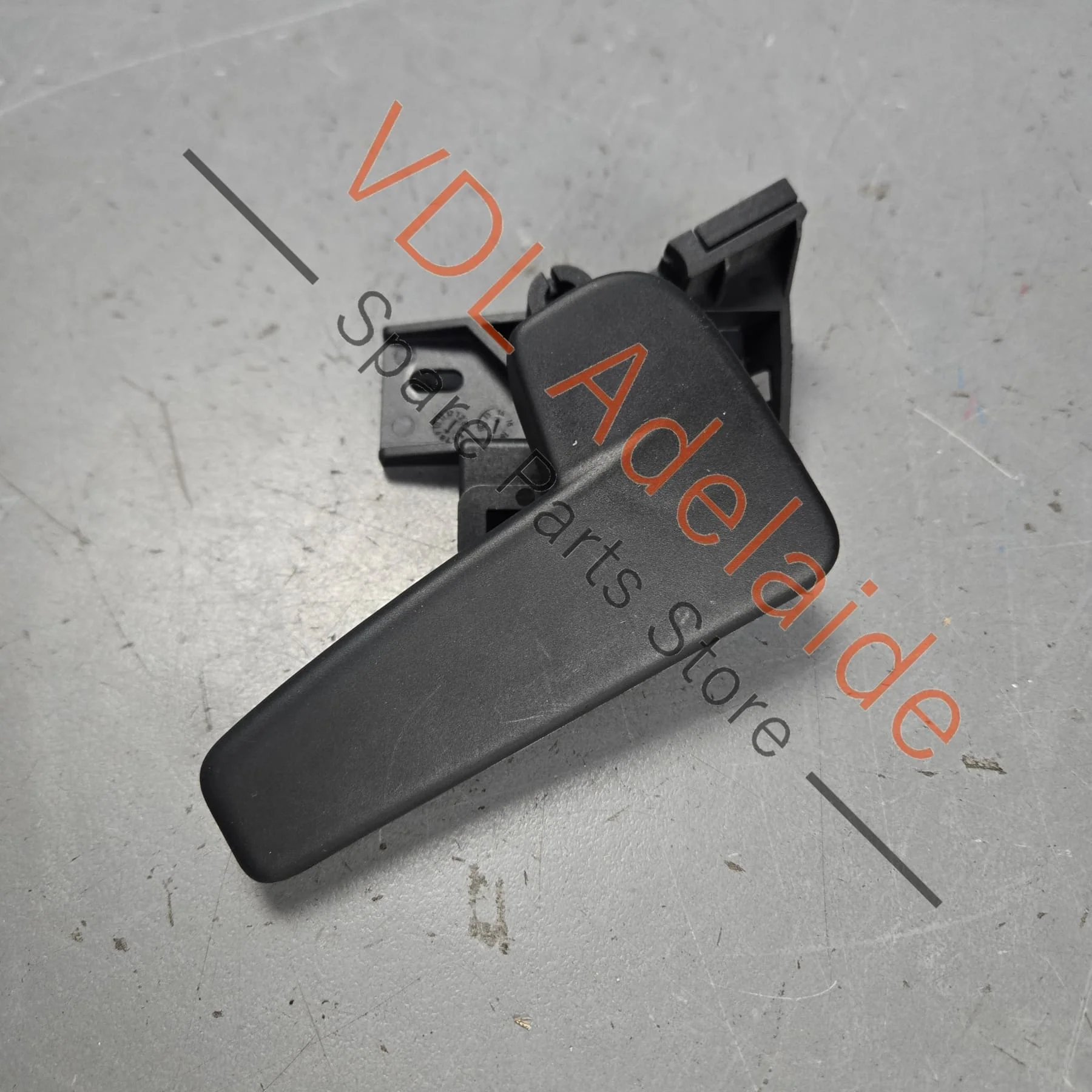 VW Golf MK7 Bonnet Release Handle Pull Grip 3C2823533 518823633