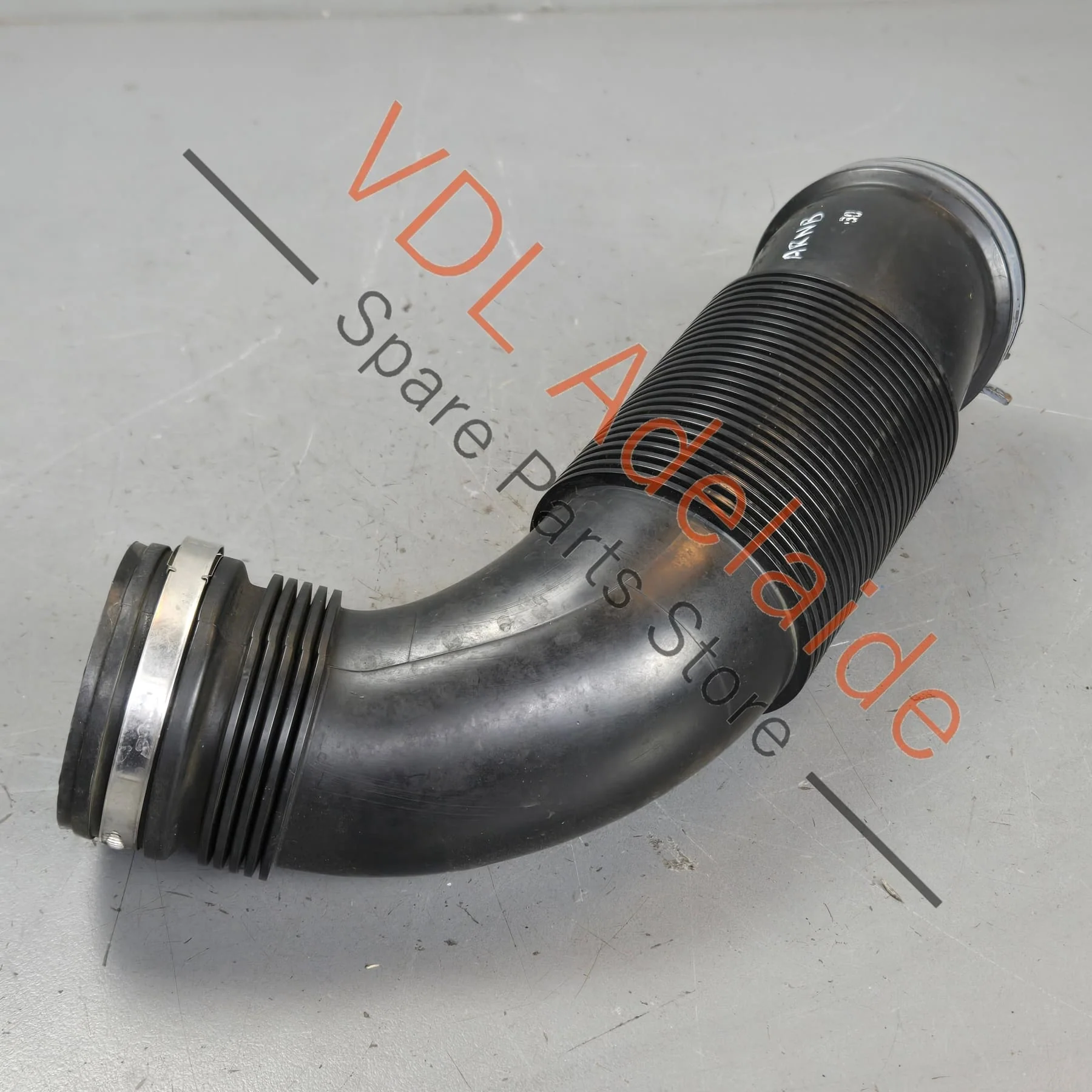 VW Golf GTi MK7 Air Filter to Turbo Connection Hose Pipe 5Q0129654P