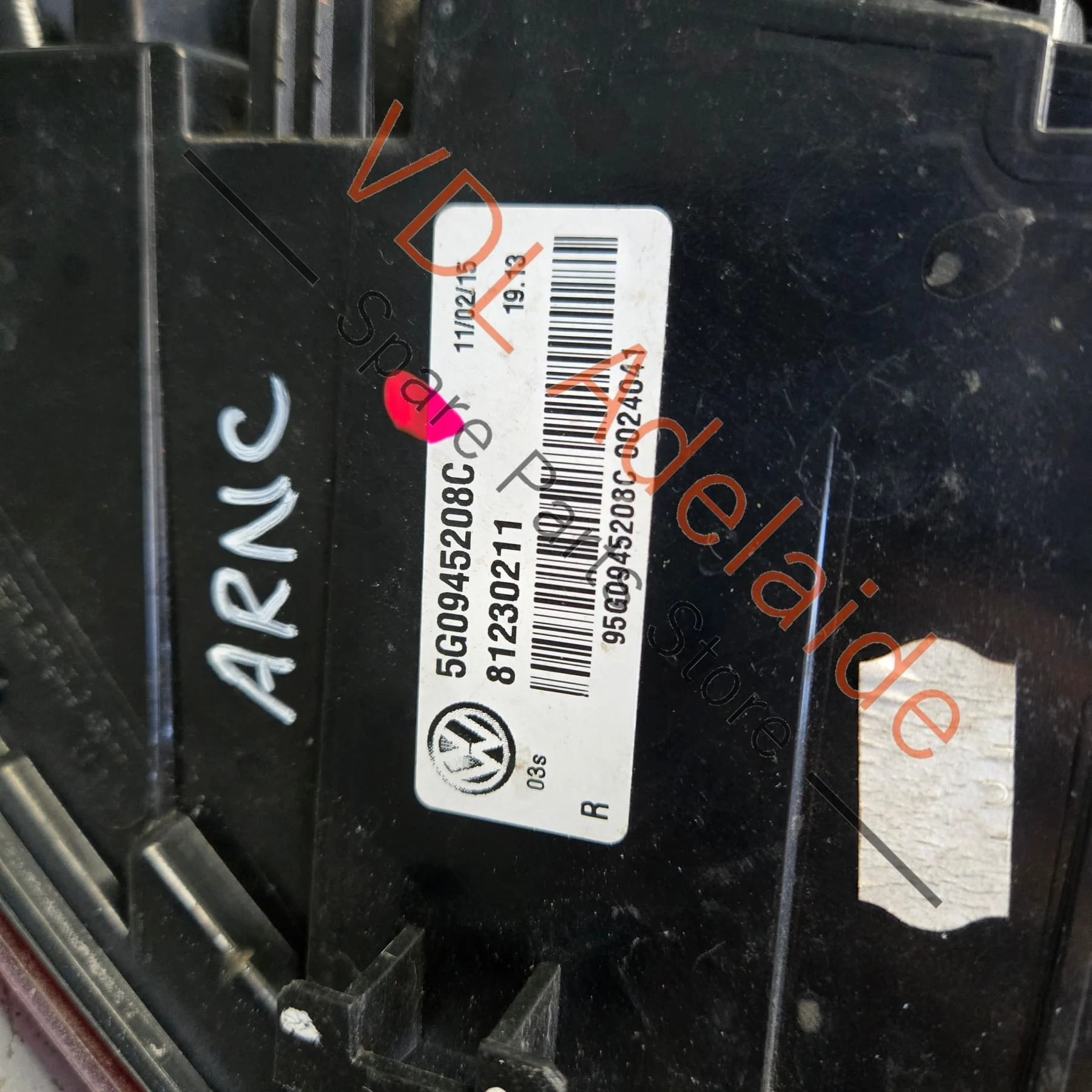 VW Golf R MK7 Right Outer LED Tail Brake Light Taillight 5G0945208C - Image 8