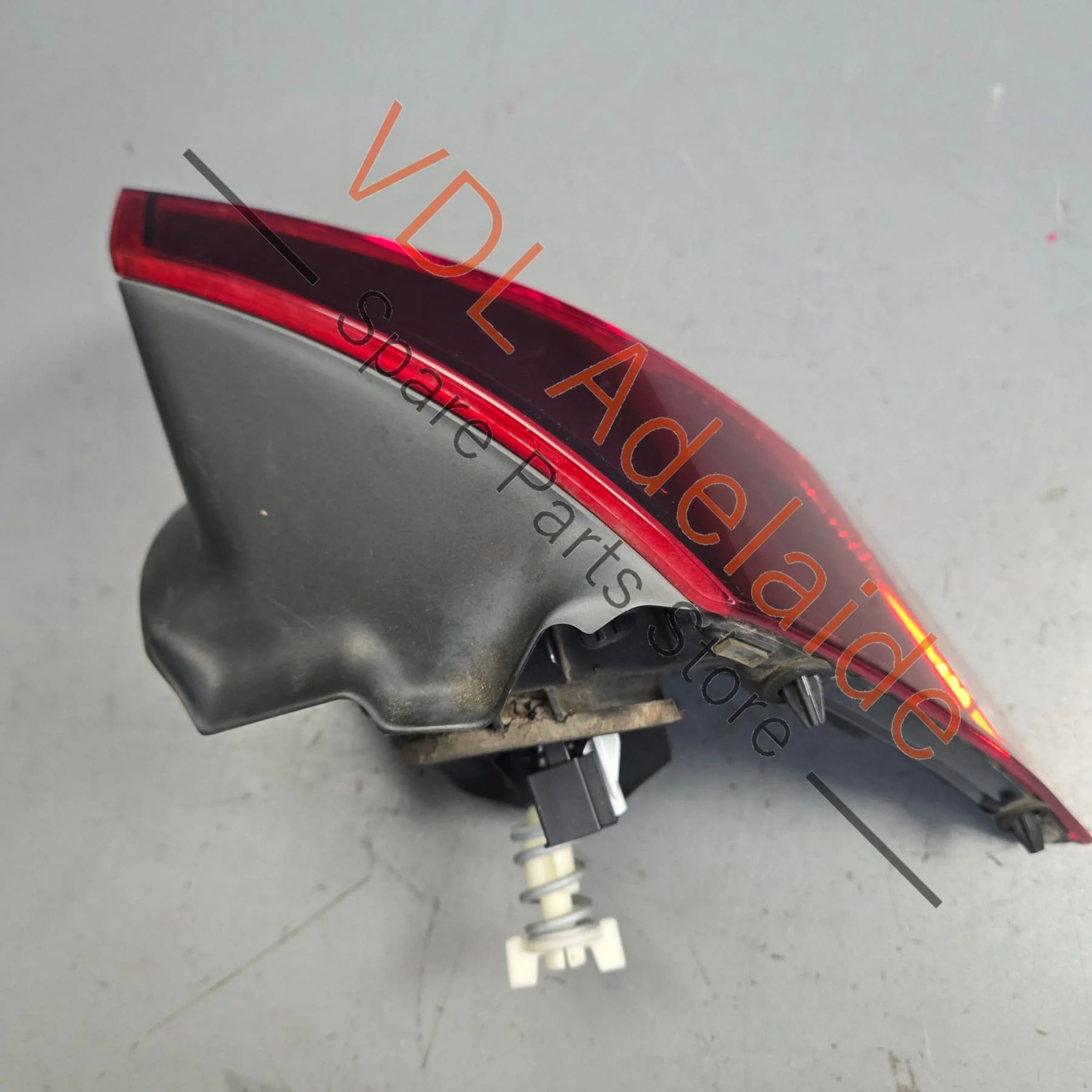 VW Golf R MK7 Left Outer LED Tail Brake Light Taillight 5G0945207C - Image 4