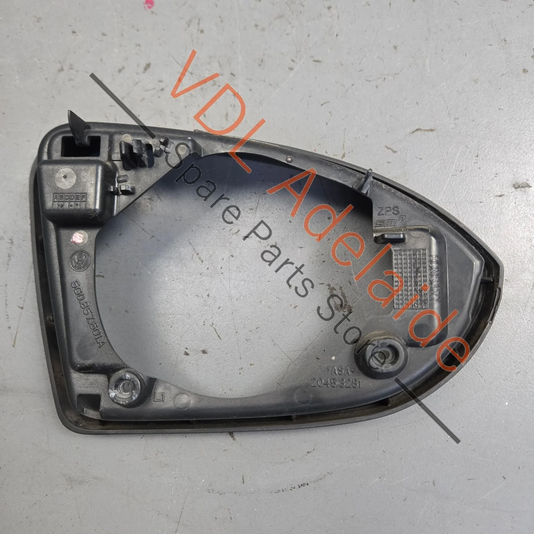 VW Golf R MK7 Left Side Wing Mirror Frame 5G0857601A - Image 6