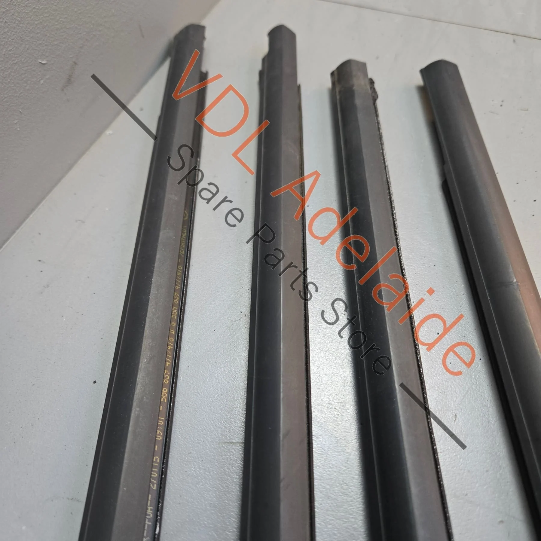 VW Golf MK7 Door Aperture Window Slot Seal Set Front & Rear Satin Black 5G4837477D 5G4837478D - Image 4