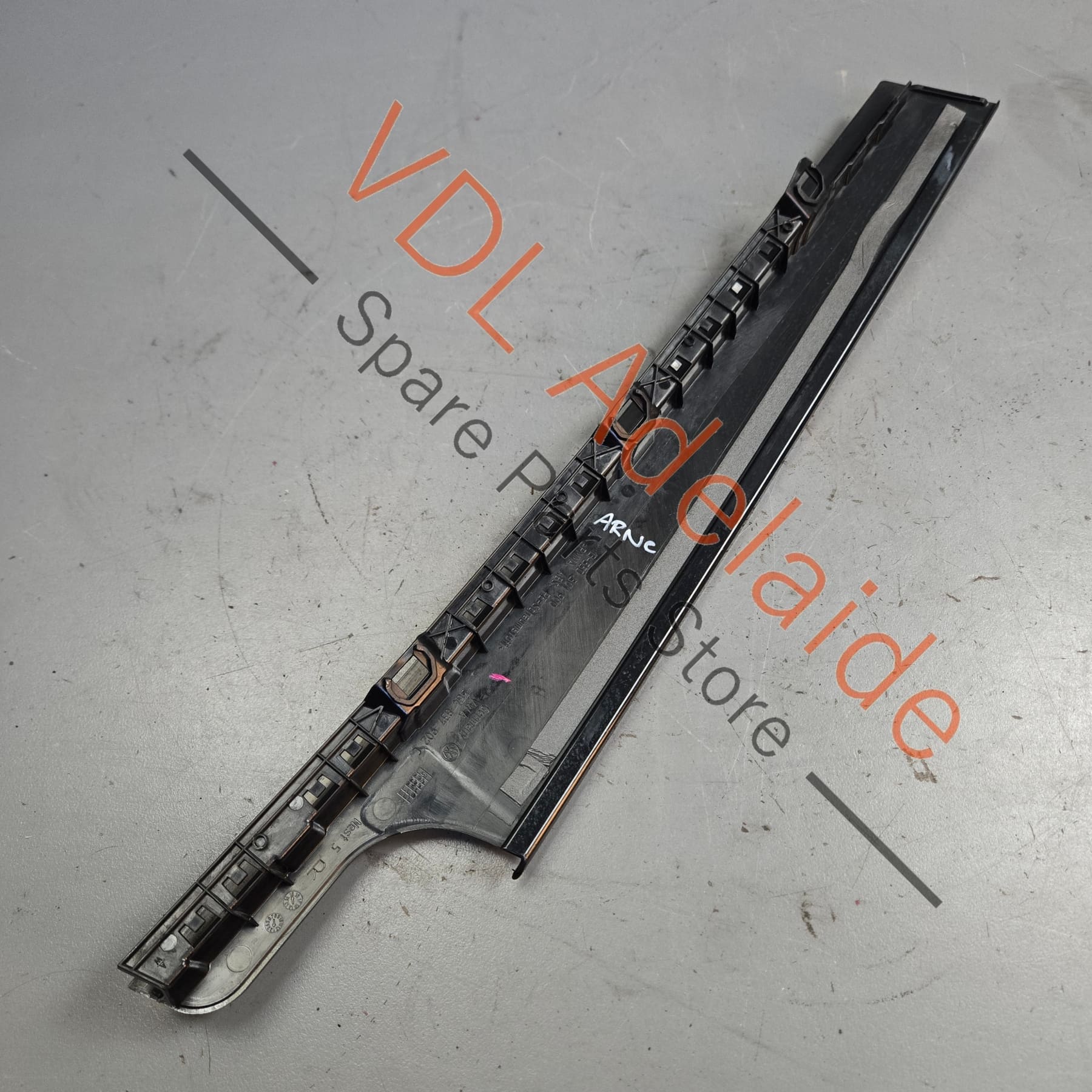 VW Golf Mk7 Gloss Black Front Right B Pillar Exterior Trim for Door Window Frame 5G4837890B - Image 5