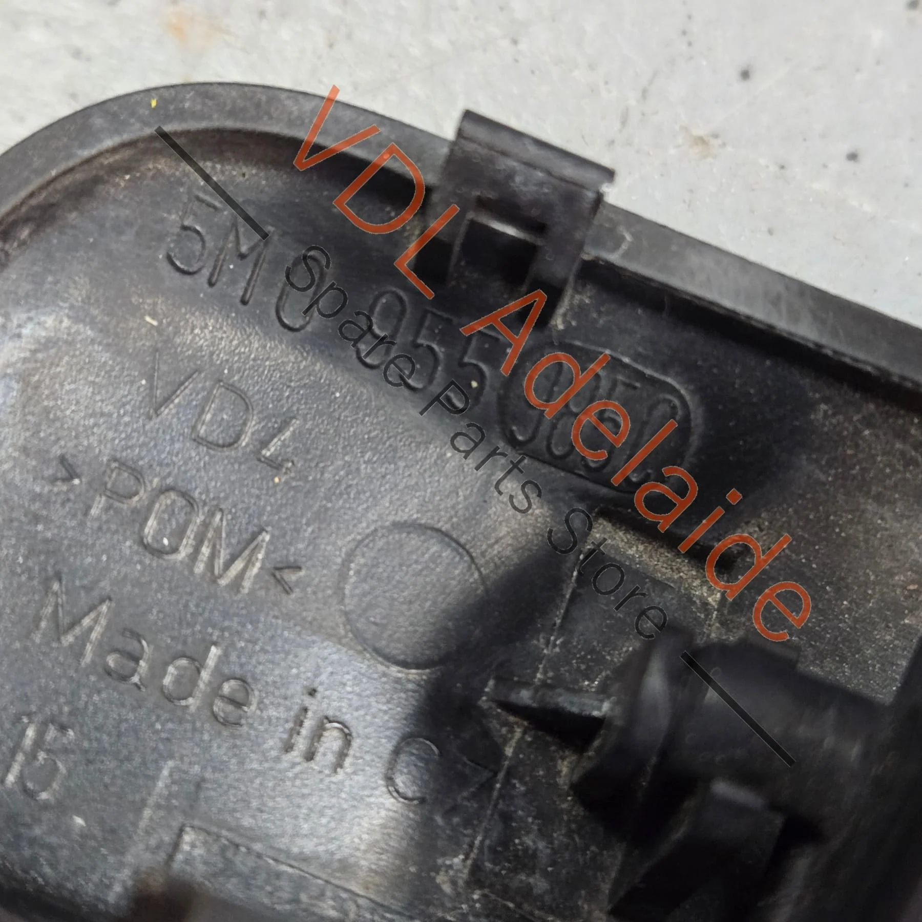 VW Golf MK7 Windscreen Washer Jet Nozzle 5M0955985C - Image 3
