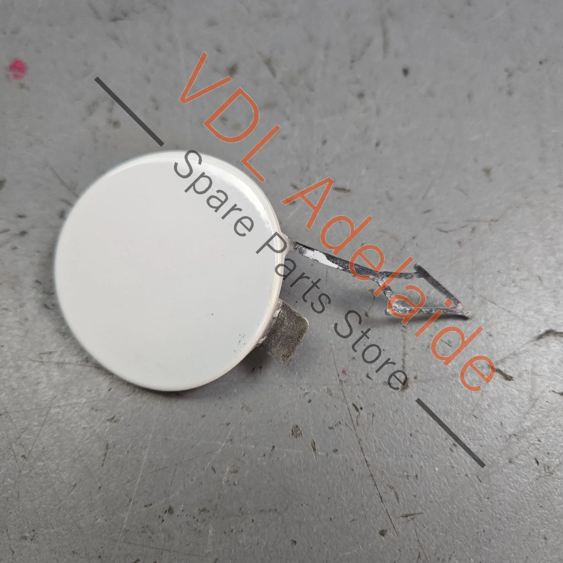 VW Golf MK7 Rear Bumper Tow Hook Cover Cap 5G6807441C Pure White 0Q C9A LC9A