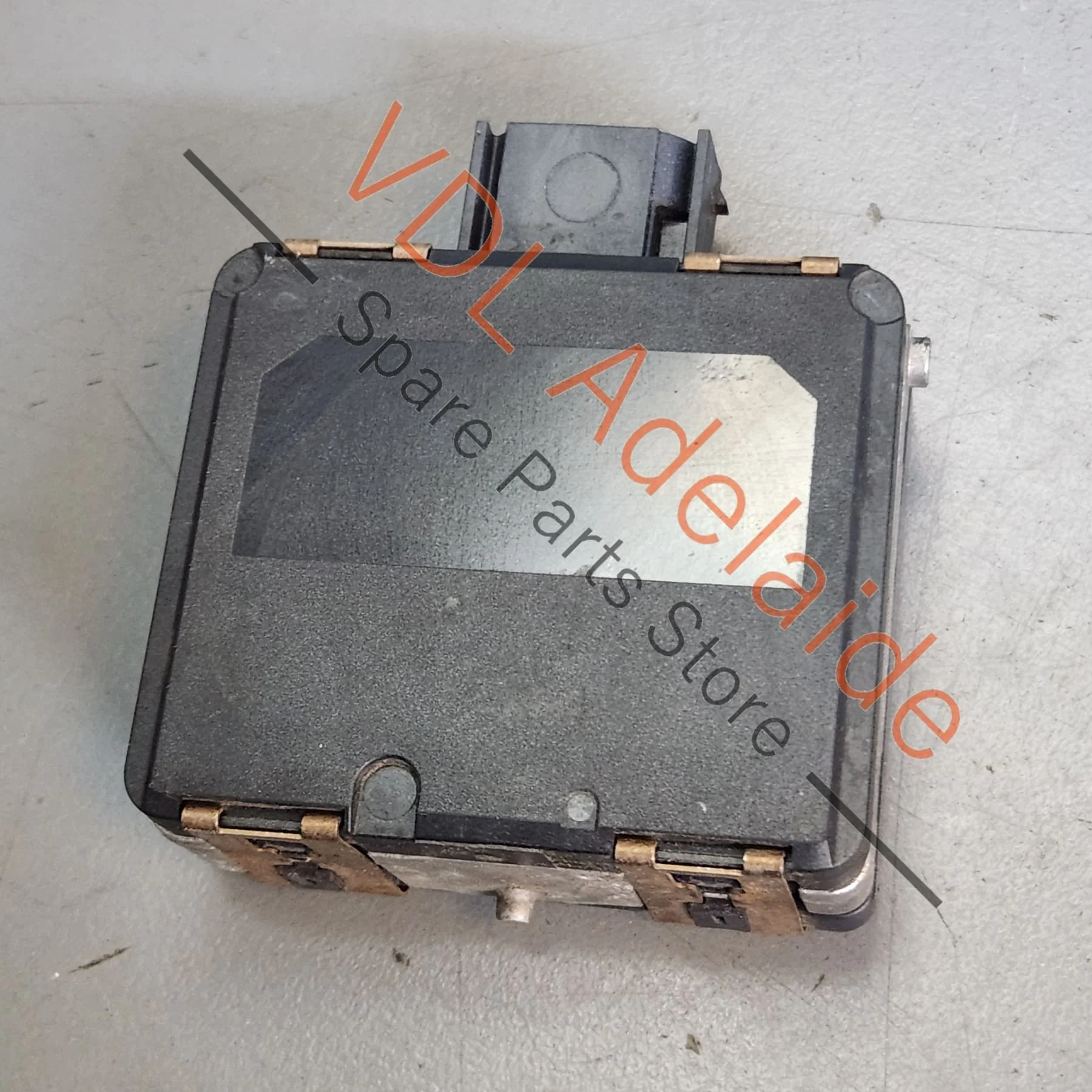 VW Golf MK7 7.5 Front ACC Distance Radar 3QF907561D - Image 2