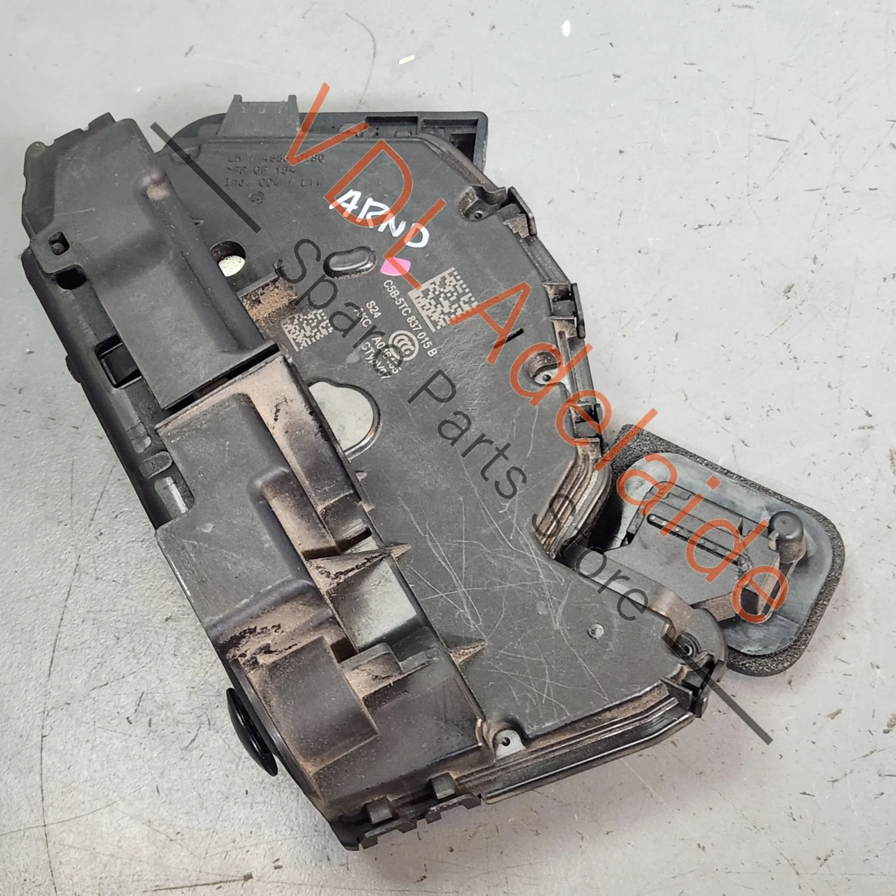 VW Front Left Door Lock Mechanism 5TC837015B