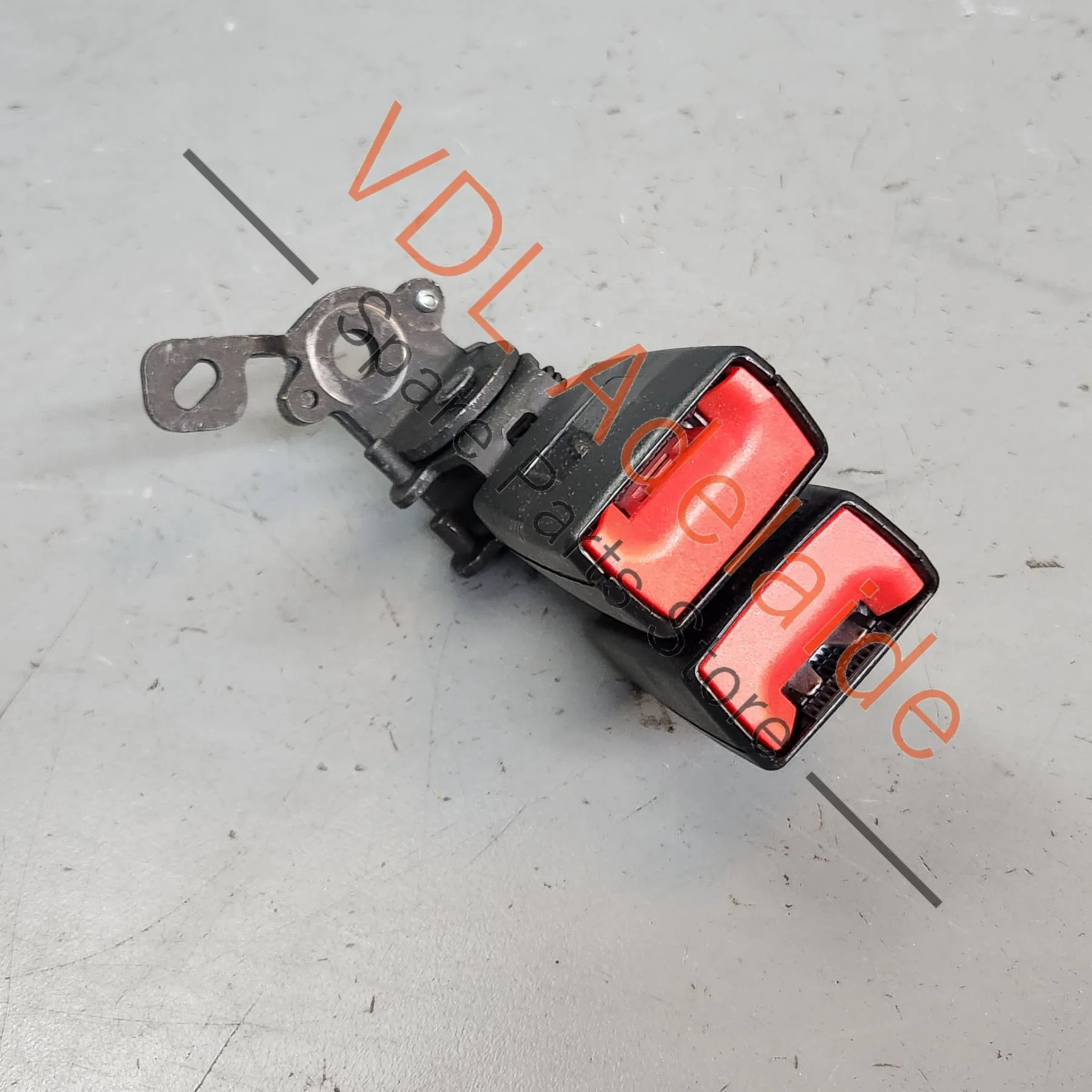 VW Golf MK7 Rear Double Seat Belt Seatbelt Clip Clasp Catch 8V0857739 QVZ