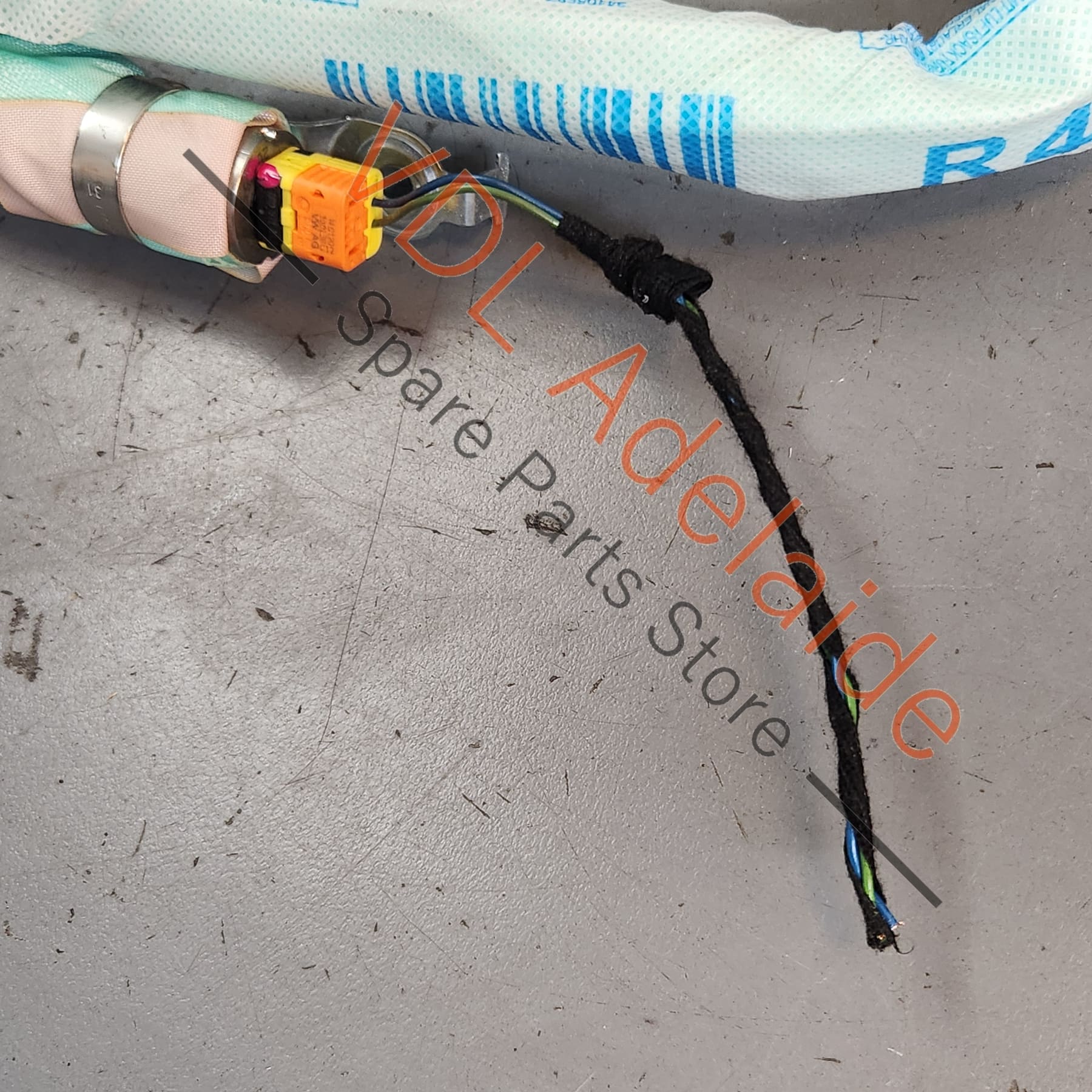 VW Golf MK7 7.5 Side Airbag Curtain 5G4880742E Right - Image 3