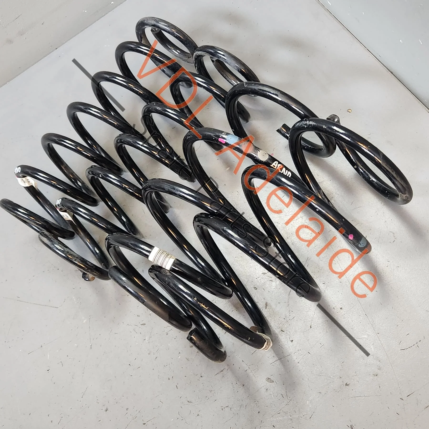 VW Golf R MK7 7.5 Set of Coil Springs 5Q0411105JG 5Q0511115EP - Image 2