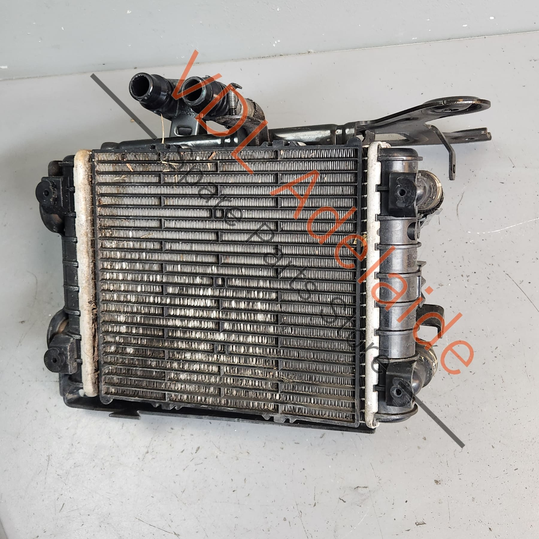 VW Golf R MK7 7.5 Front Left Small Additional Radiator Cooler Assembly 5Q0121251HA 5Q0121093BF