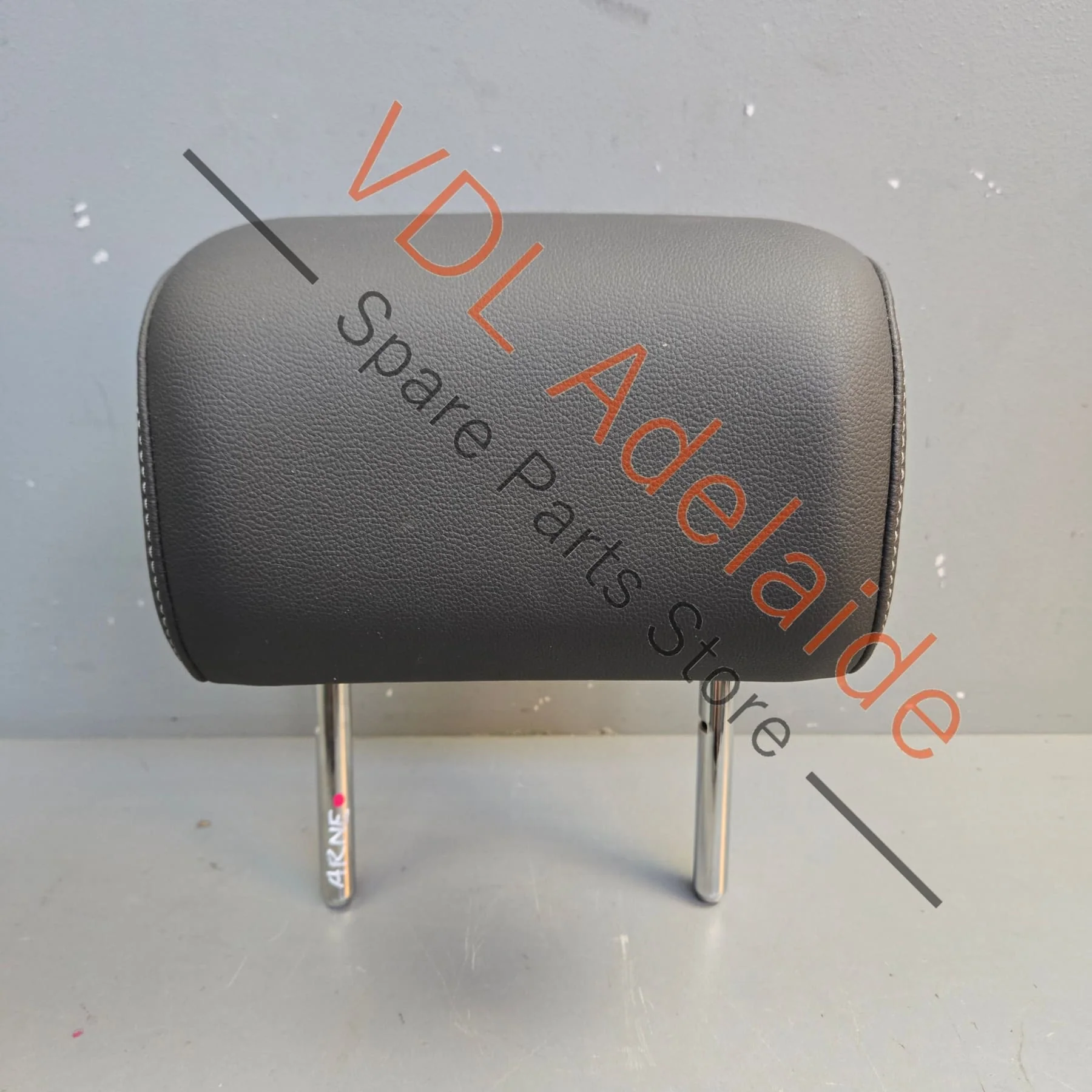 VW Golf MK7 Rear Outer Left or Right Side Seat Headrest Head Rest 5G0885901AF CMR - Image 4