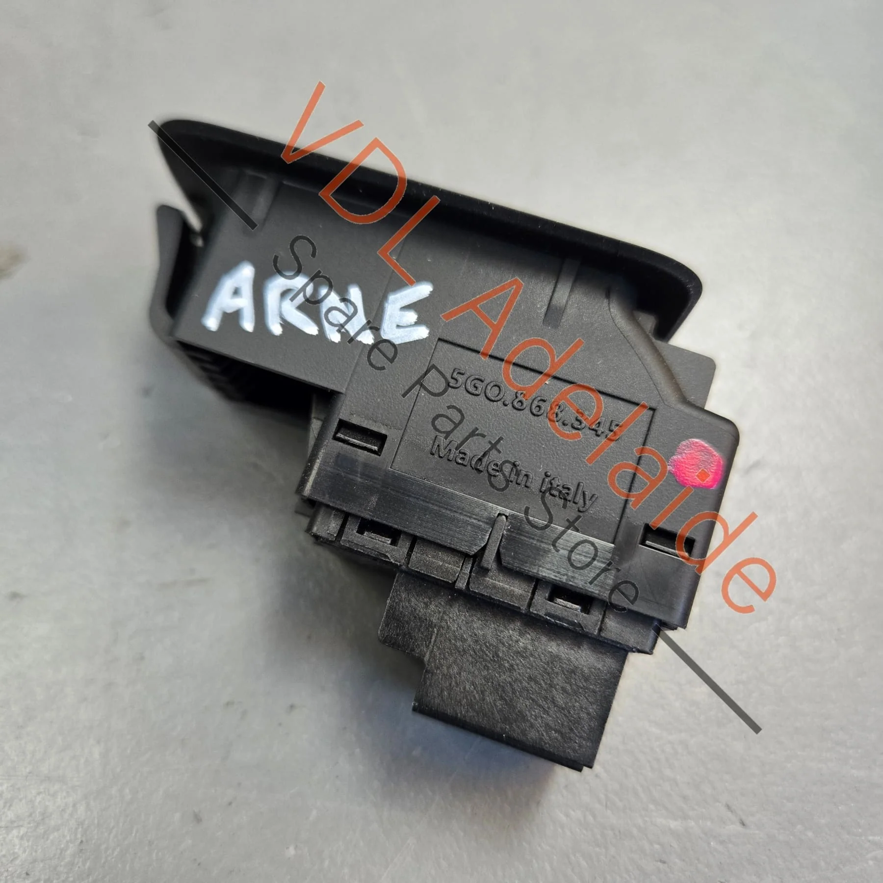 VW Golf MK7 7.5 Passenger Window Switch 5G0959855L WZU - Image 2