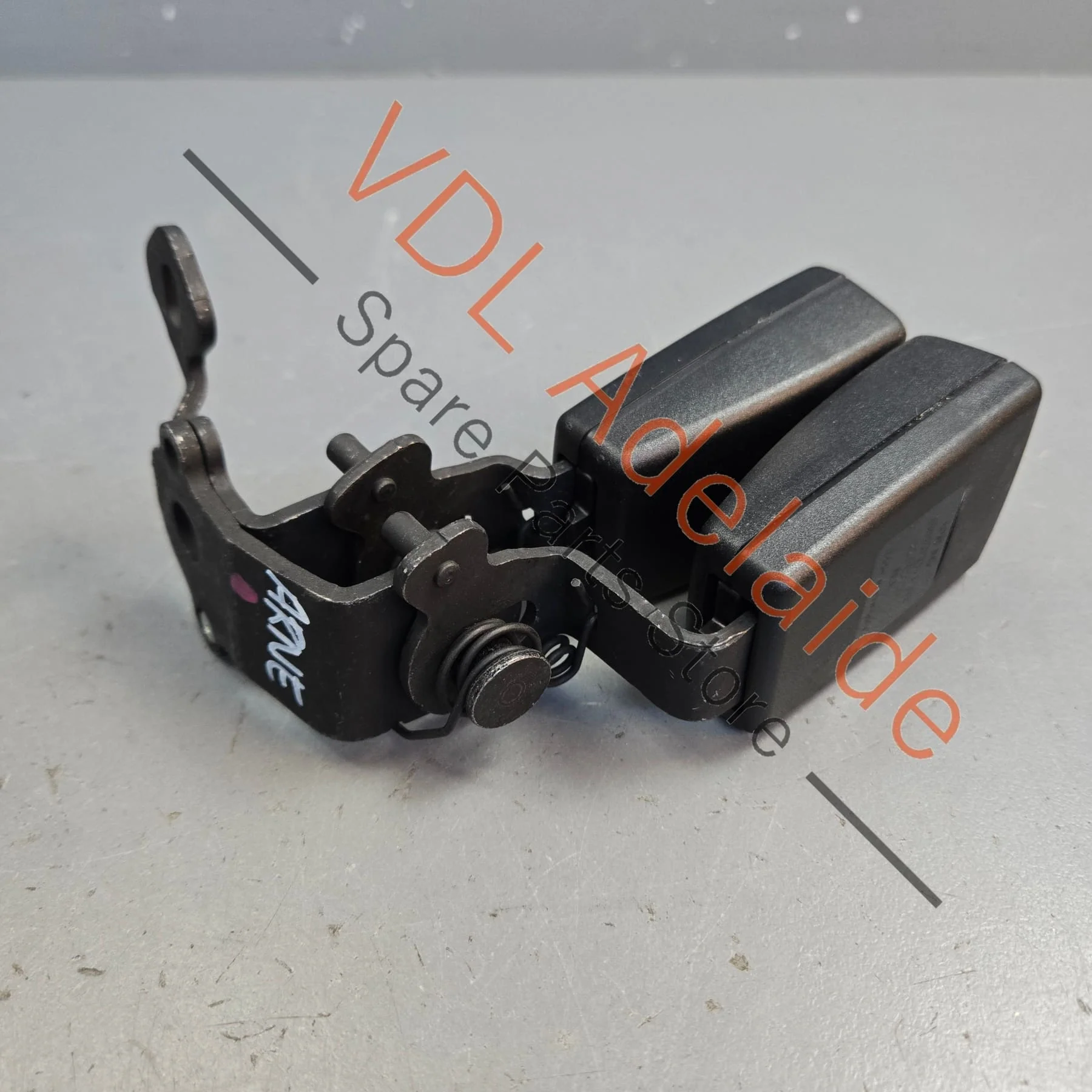 VW Golf MK7 Rear Double Seat Belt Seatbelt Clip Clasp Catch 8V0857739 QVZ - Image 3