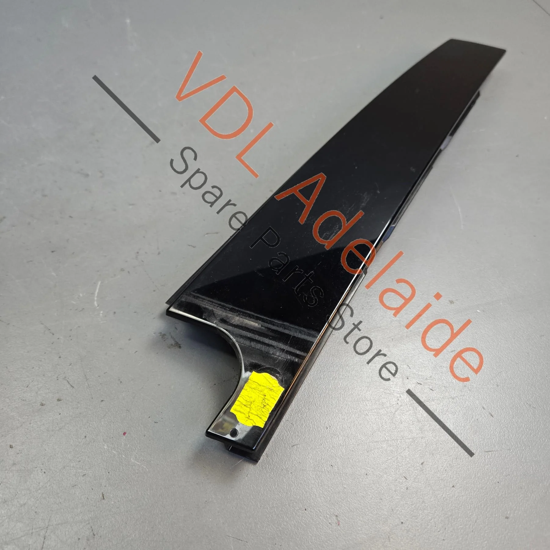 VW Golf Mk7 Rear Left Exterior Trim for Door Window Frame 5G6839901B