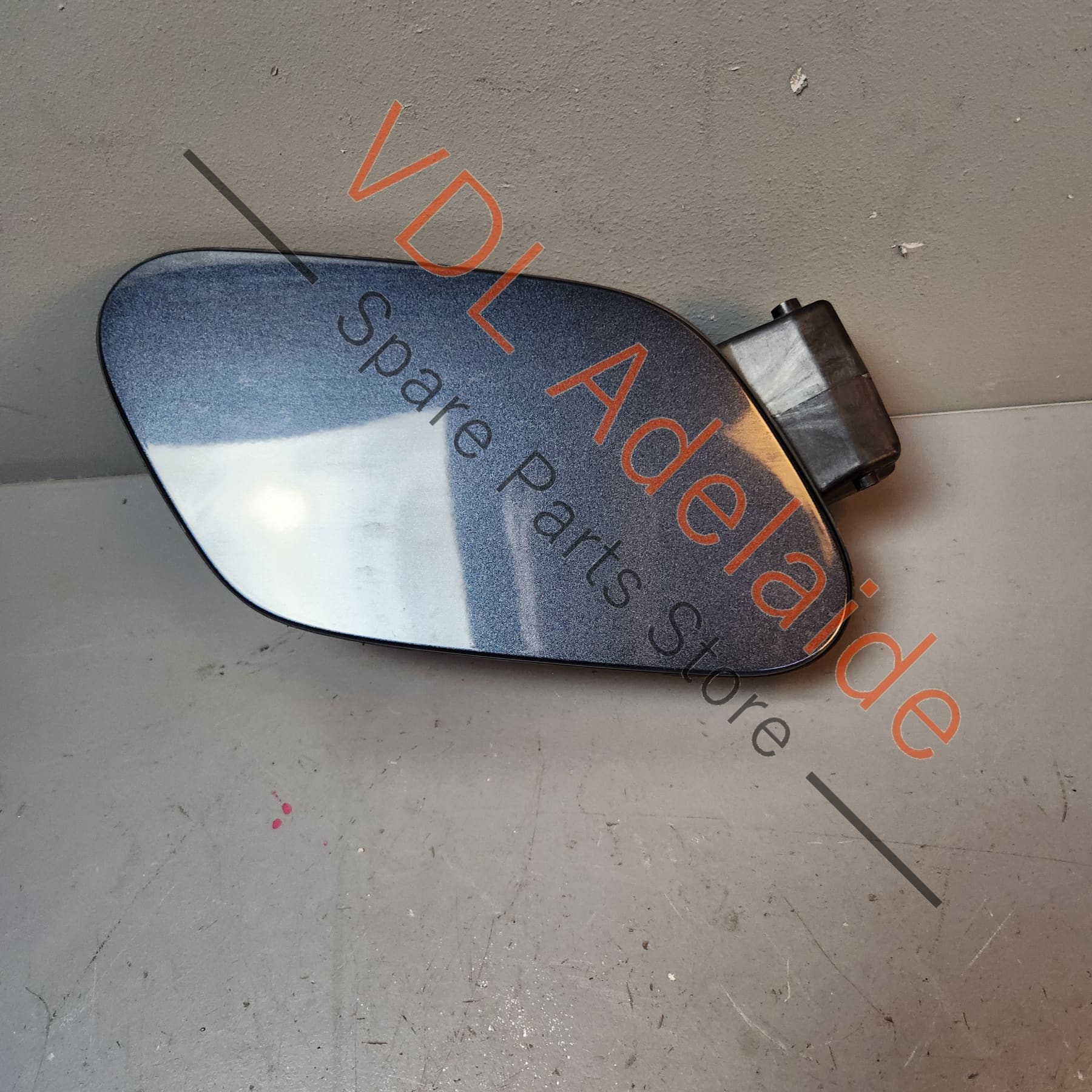 VW Golf MK7 Fuel Filler Flap Cap 5G0809909 5G0809857 Dark Iron Blue Metallic 8P8P LD5G - Image 2