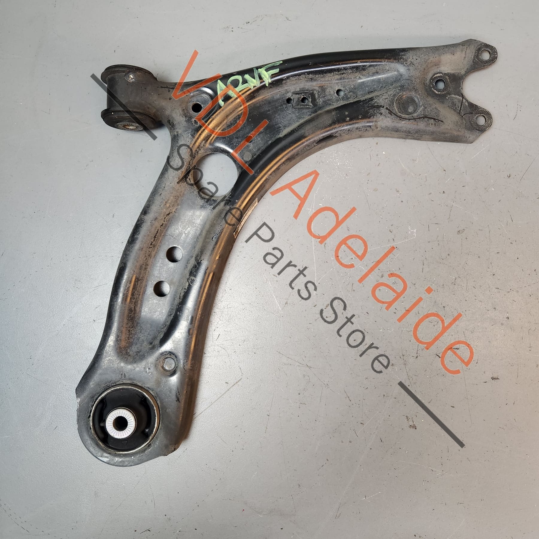 VW Golf MK7 7.5 Front Right Lower Control Arm 5Q0407152R / 5WA407152